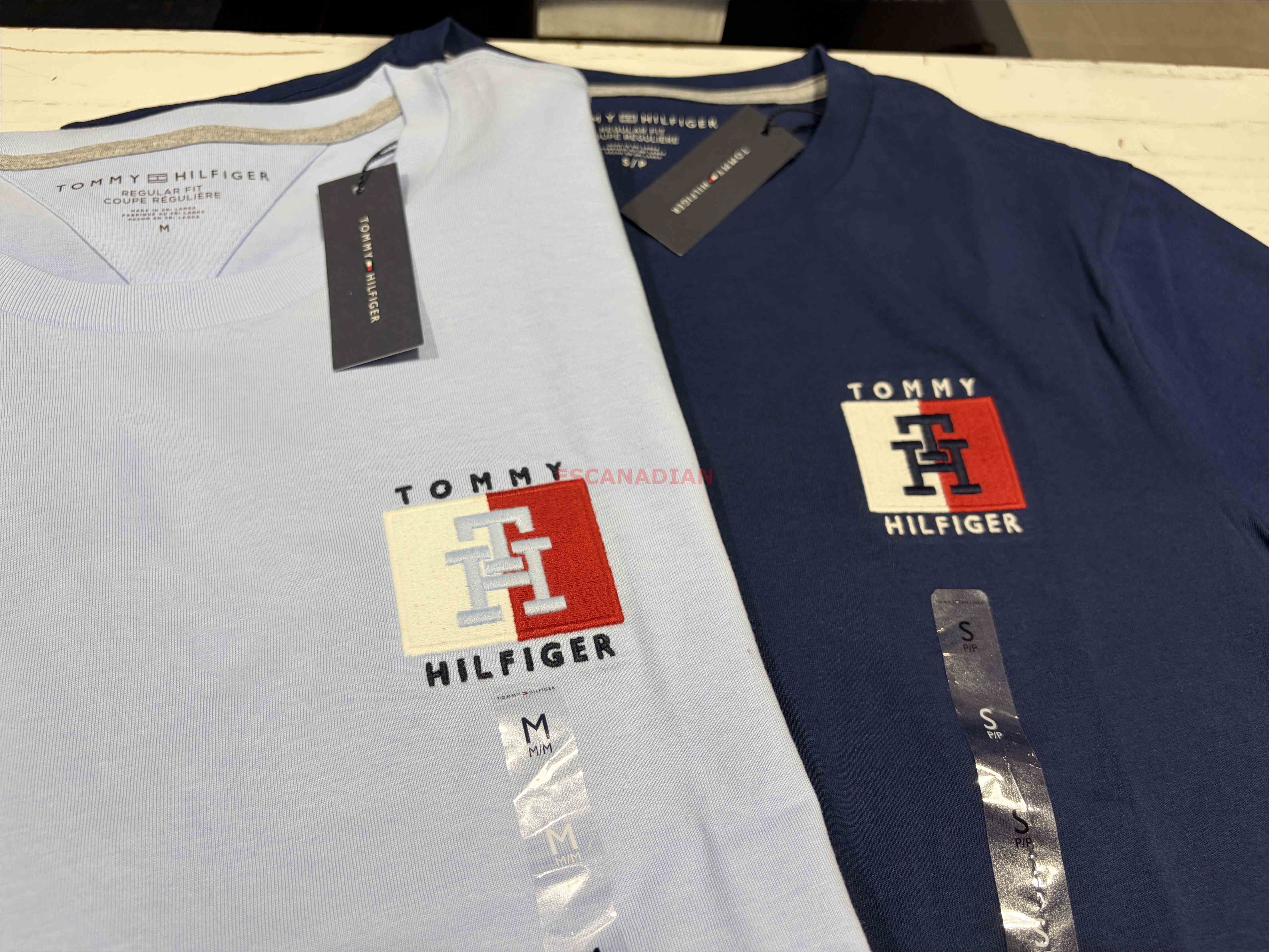 TOMMY 男大人 TH系列 刺繡國旗標 短TEE (2色)