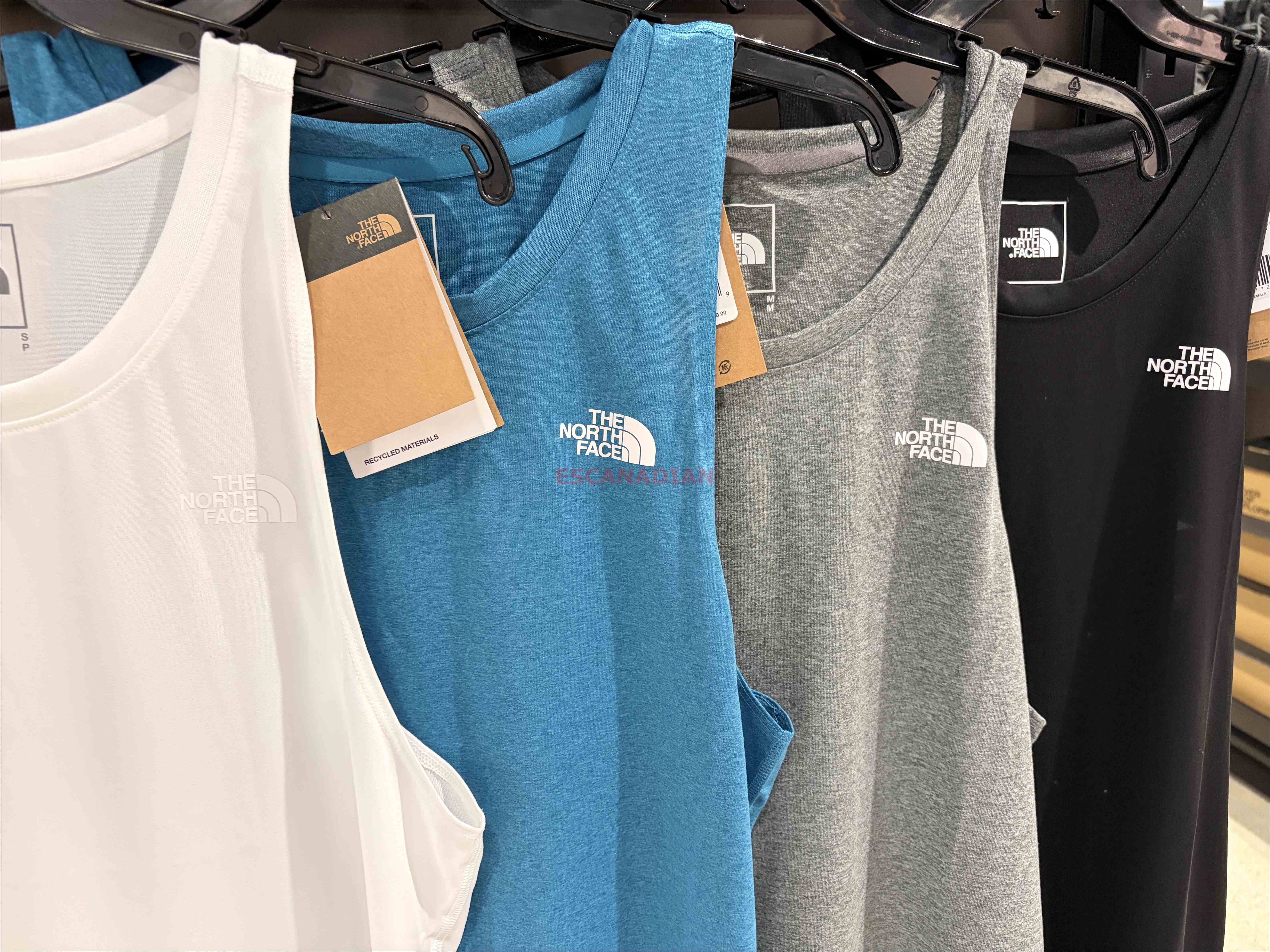 THE NORTH FACE 男大人 機能系列 速乾 輕薄 排汗材質 背心 (4色)