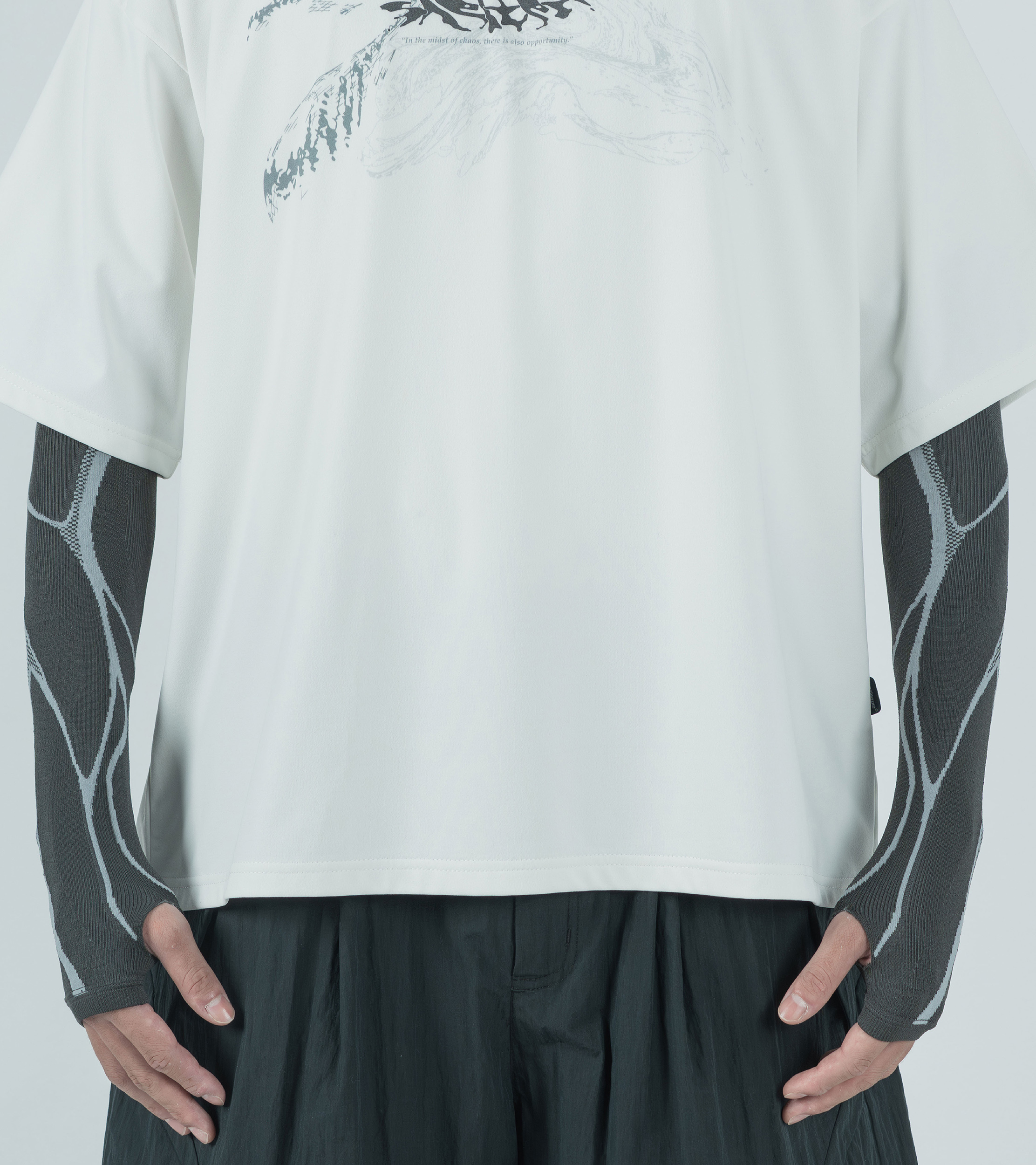 [nozzle quiz] Tactel Contour Sleeves 輕量袖套