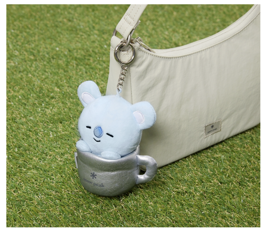 【SnowPeak 雪峰 聯名 BT21 開團優惠價至5/9 晚上12:00 🔥 】Snow Peak 聯名 BT21吊飾  KOYA  S26MUFSU20SI