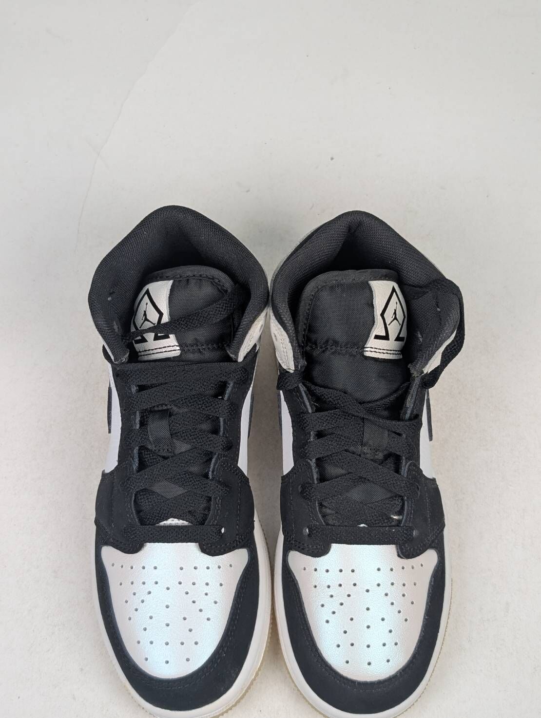 微瑕疵-左右腳中底鞋底泛黃 DN4321-100 3.5Y Air Jordan 1 Mid SE GS Diamond 鑽石 白黑 熊貓 AJ1 女款