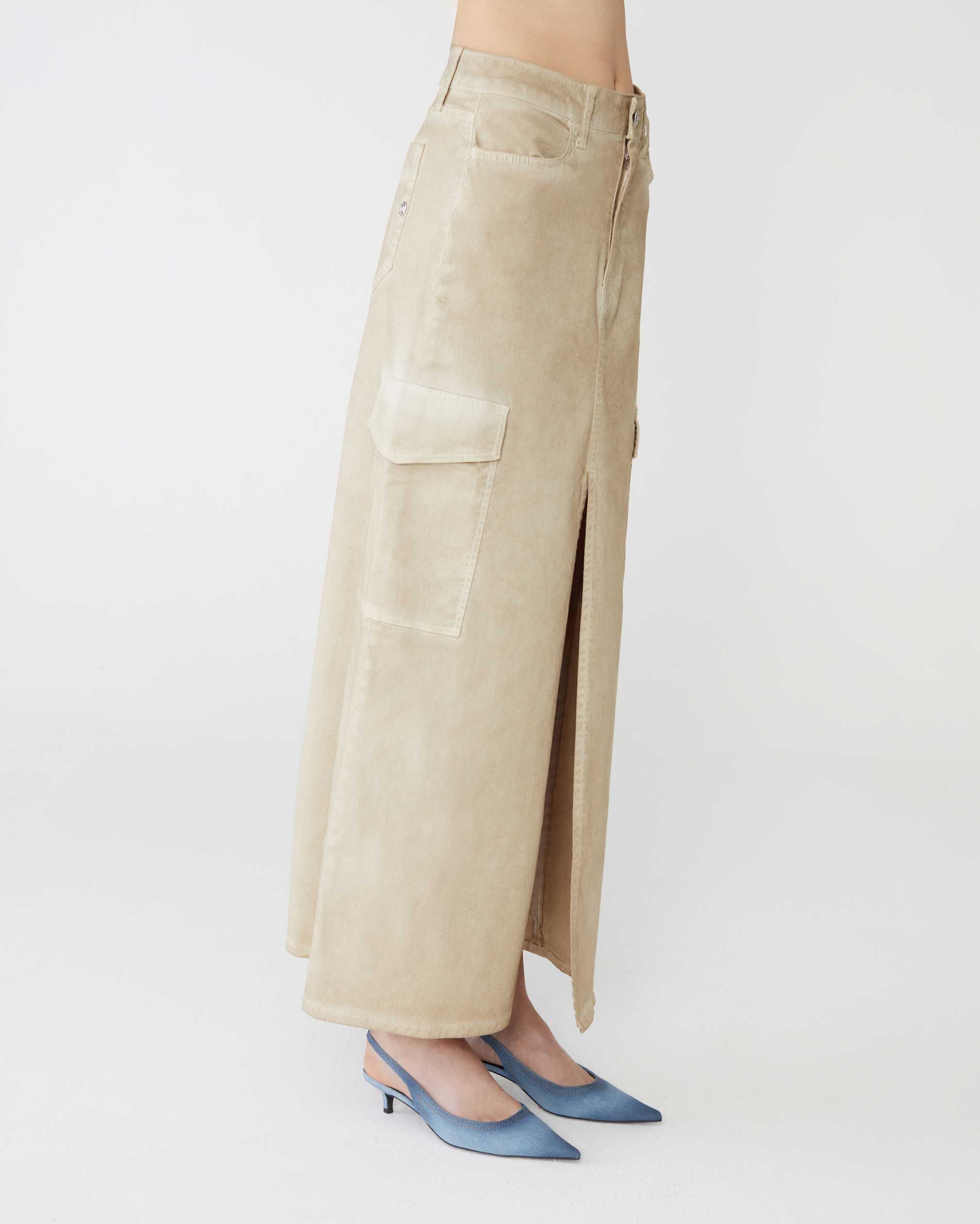 1SJ0503-079 [SHAFT JEANS] 即將長途貨運 Corda #CP1D7ZT31P31 (EU)