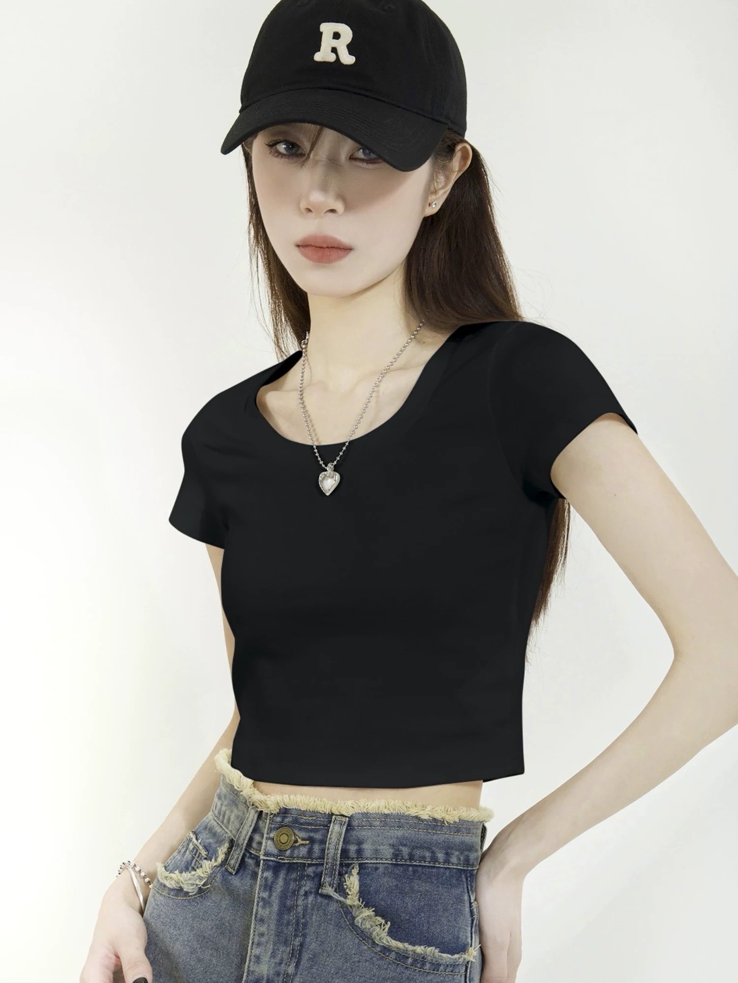 SIMPLEACTION 純棉圓領短版上衣