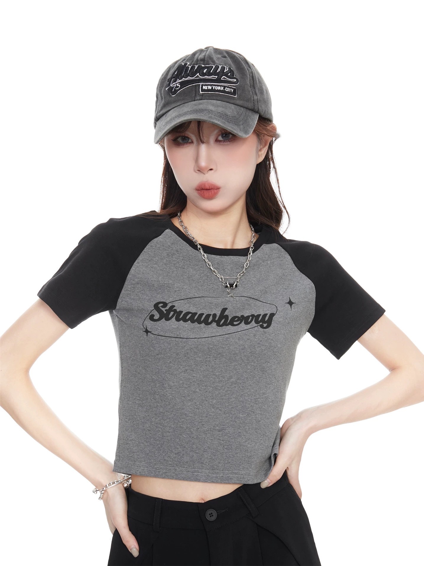 SIMPLEACTION Strawberry撞色短版上衣