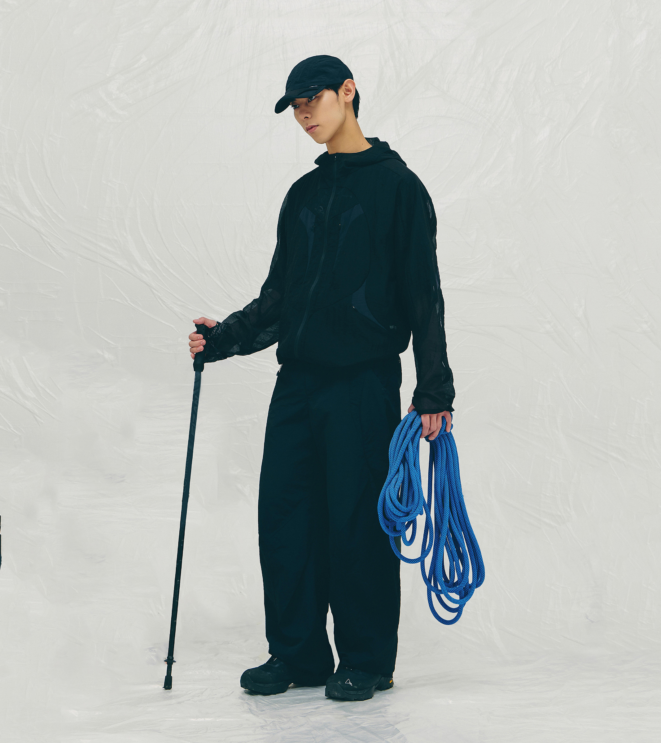 [nozzle quiz] Mono-flow Windbreaker 風衣