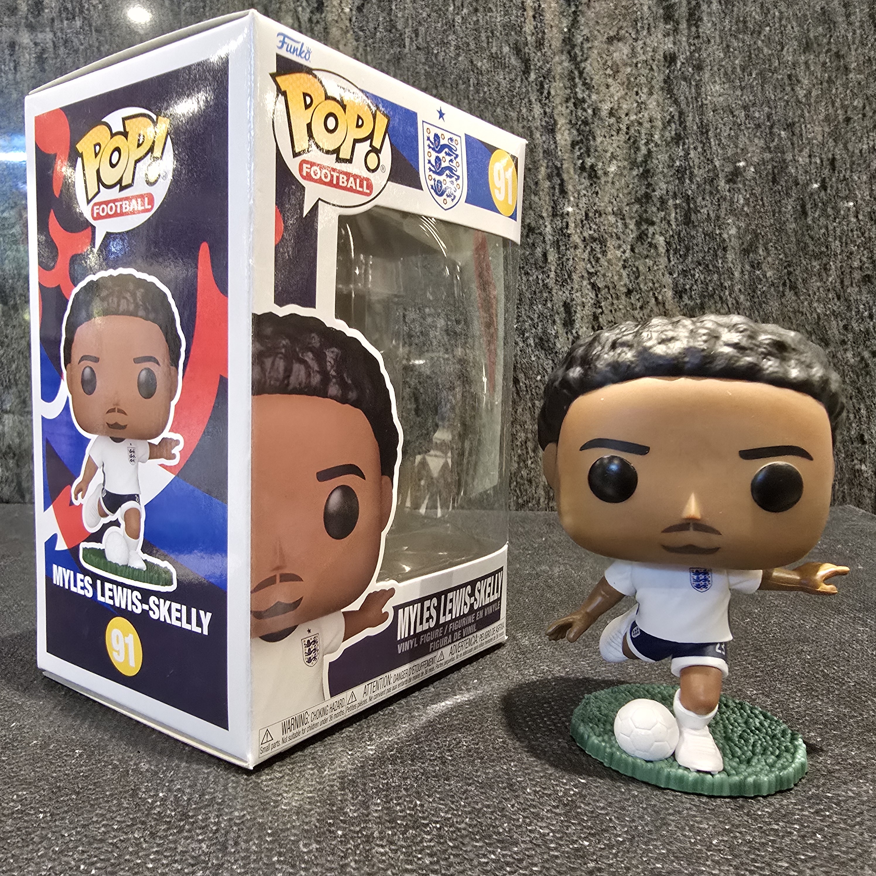 英格蘭FUNKO POP!!路爾斯史基利MYLES LEWIS-SKELLY公仔 No.91