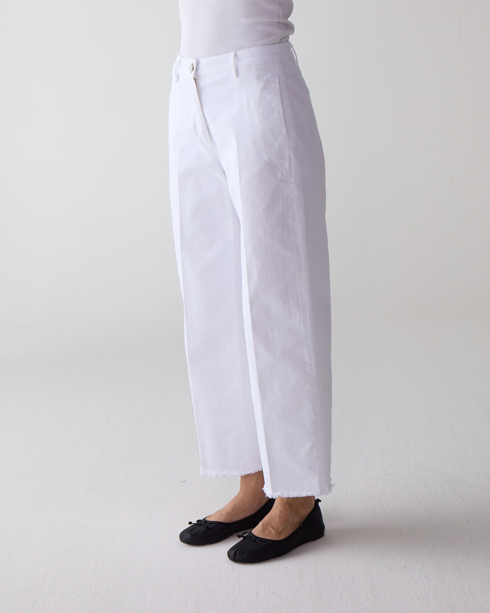 1SJ0503-161 [SHAFT JEANS] 瑪拉·薩默·懷特 #DP1D85T3100 (EU)