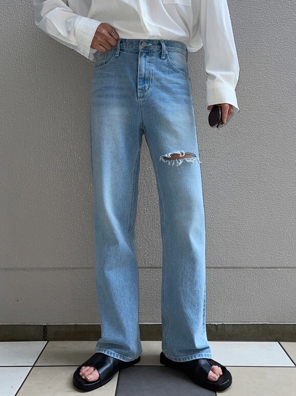Ice Flame Knife Cut Boot-Style Jeans