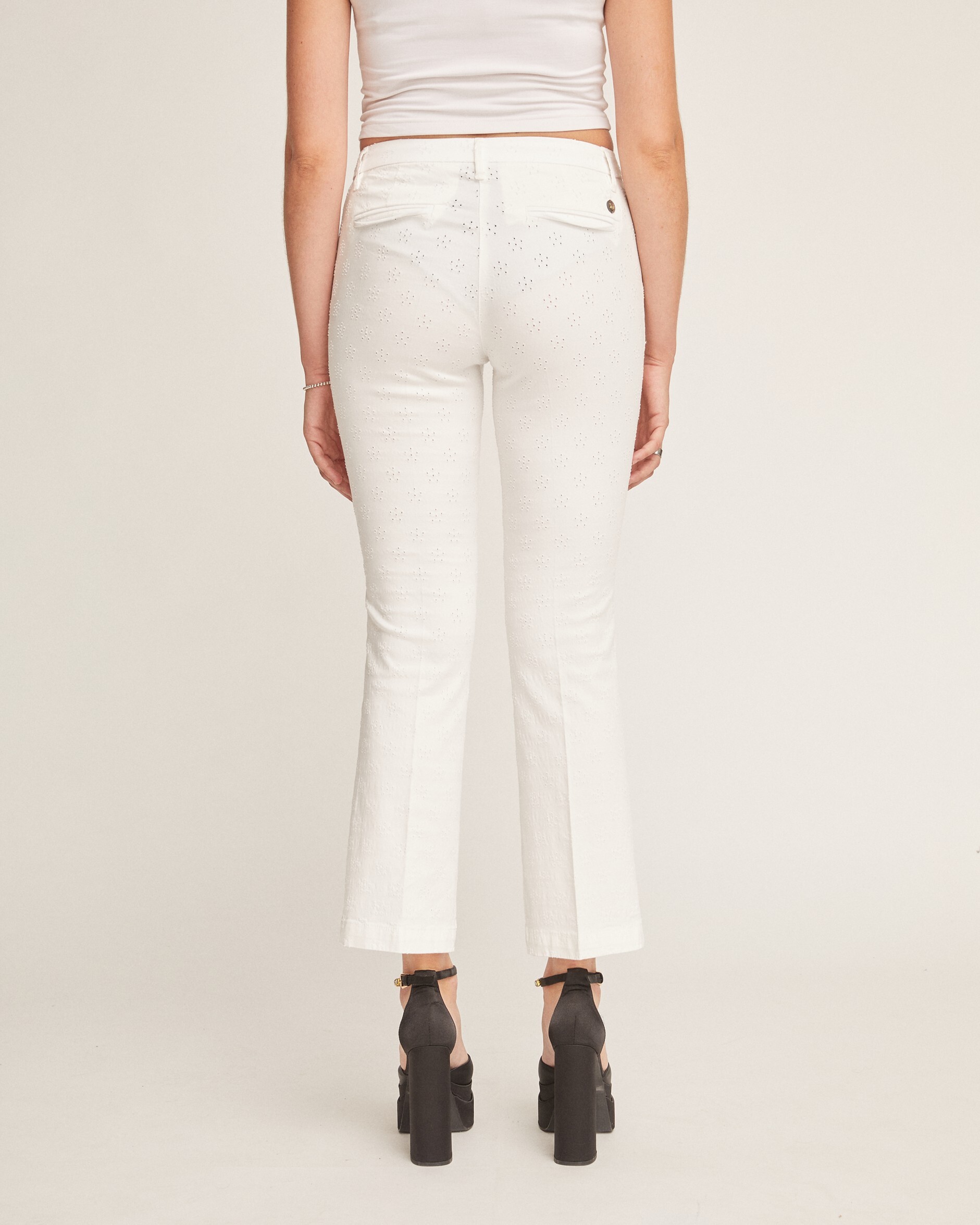 1SJ0503-025 [SHAFT JEANS] Pinocc Macri 米白色 #BP1DO9A7600 (EU)
