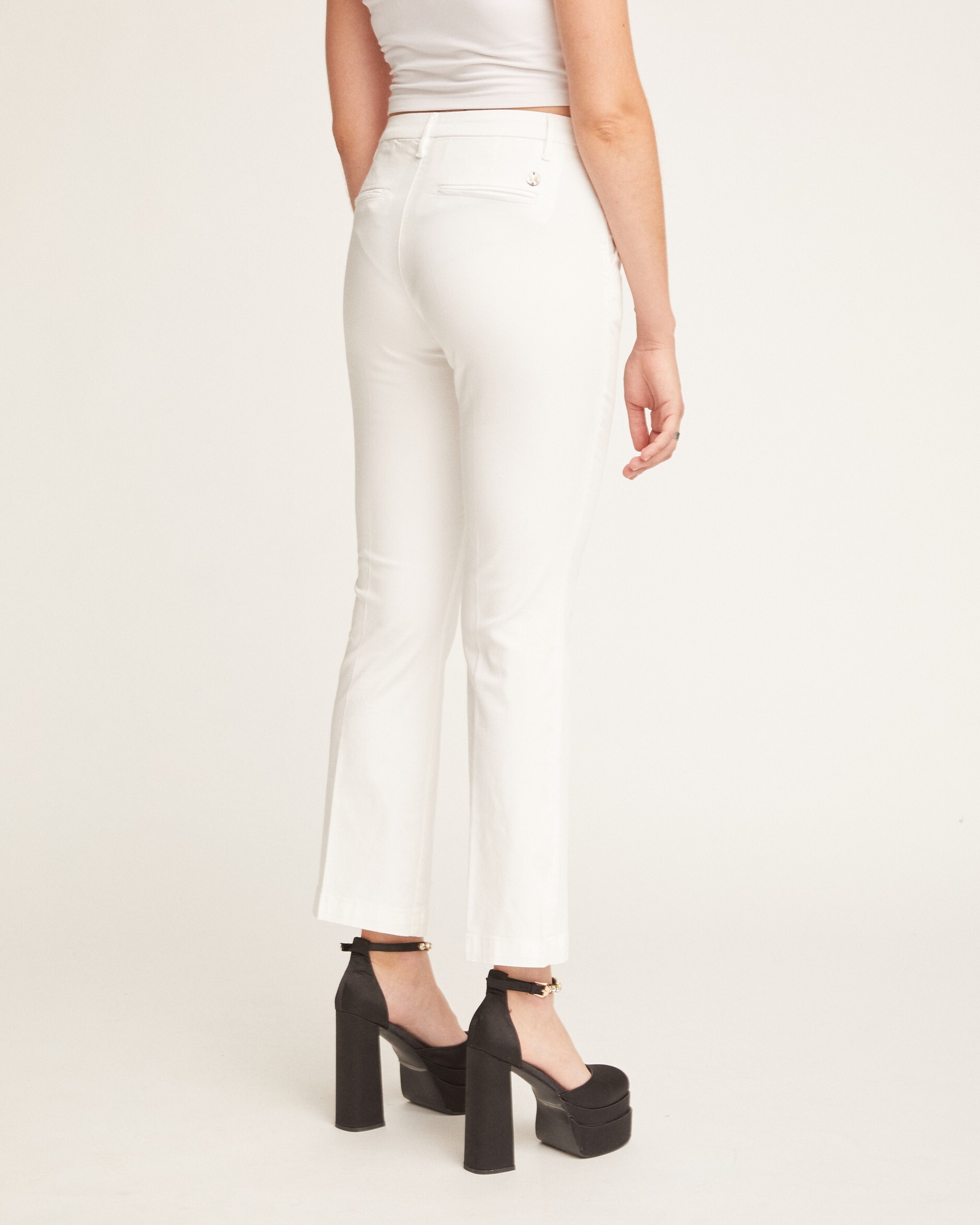 1SJ0503-029 [SHAFT JEANS] 匹諾曹。 Macri Off-White #BP1DO9T4500 (EU)