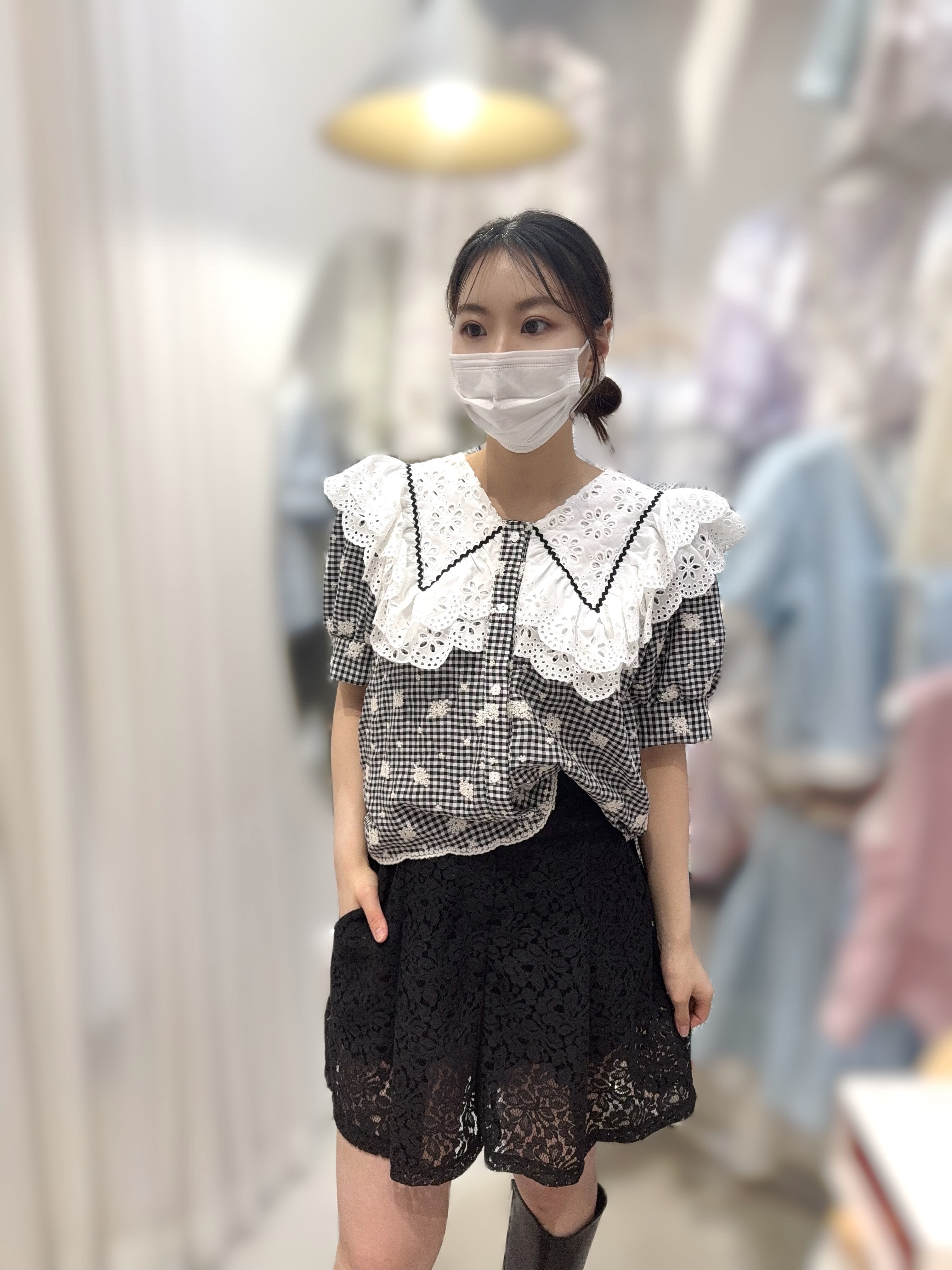 Y158   格仔刺繡  胸42 長21.5 $559 [一口價]