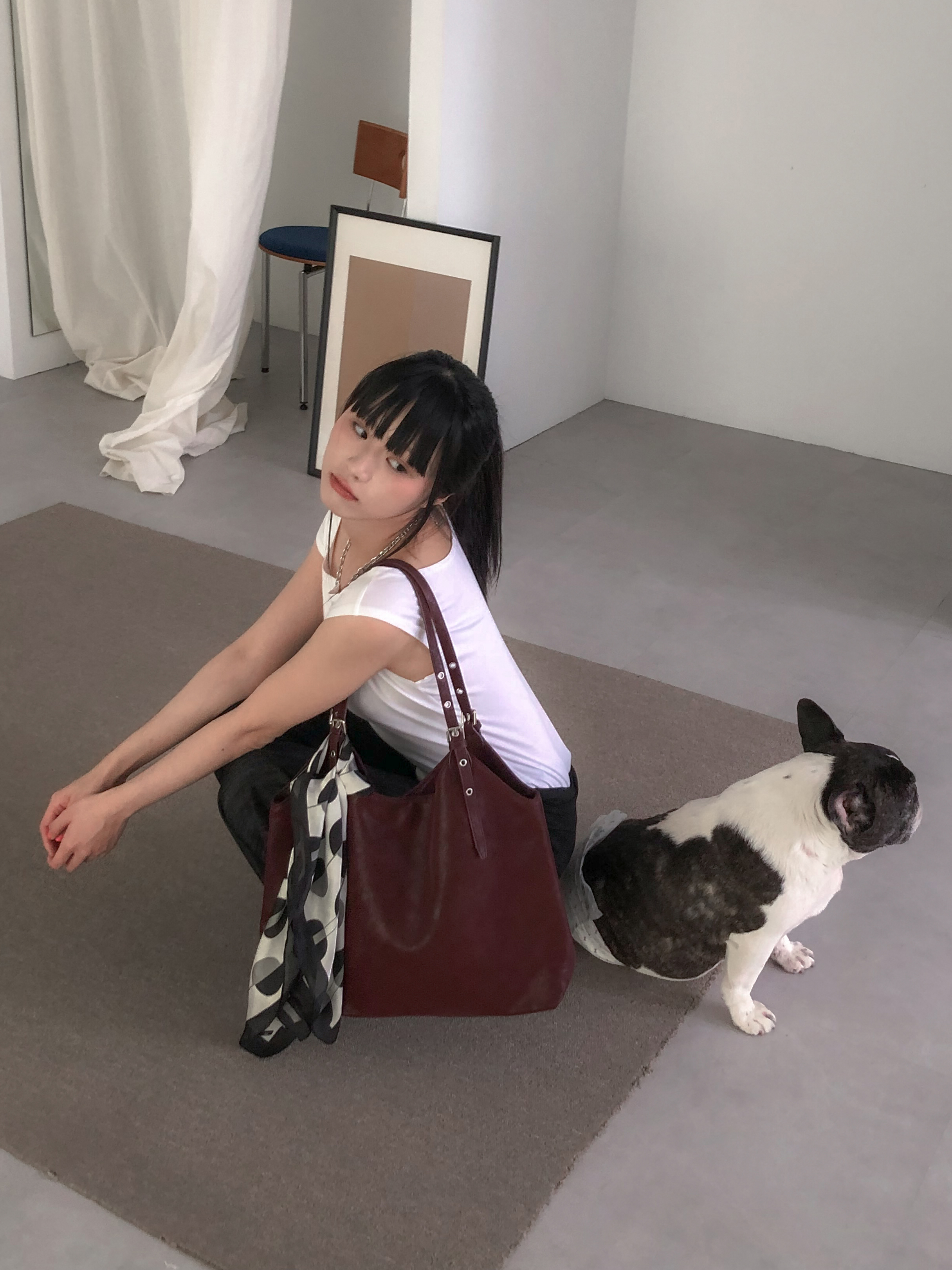 大容量柔感皮革肩背包