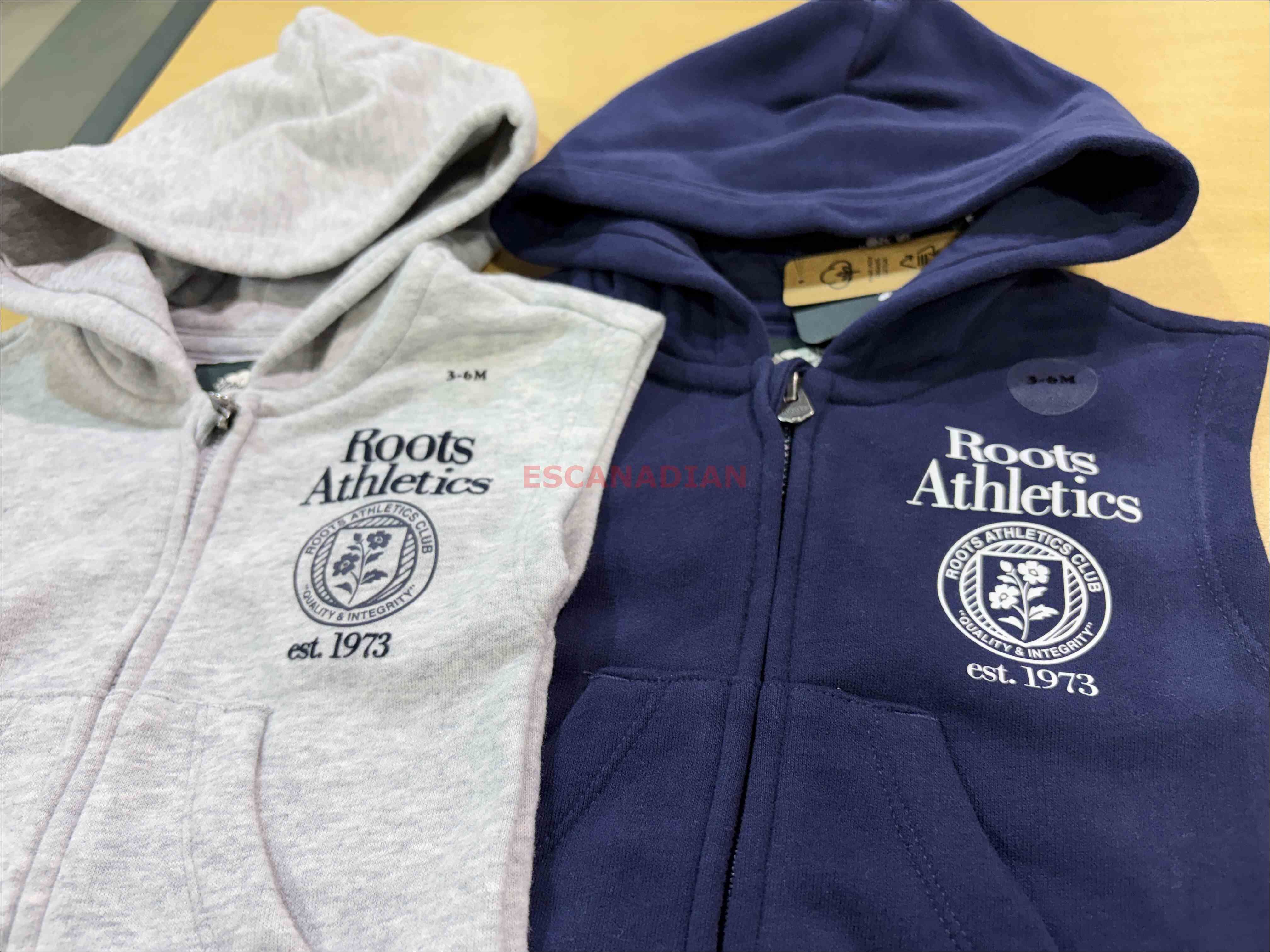 Baby ROOTS 加拿大款 Athletics系列 連帽 包屁衣 (2色)