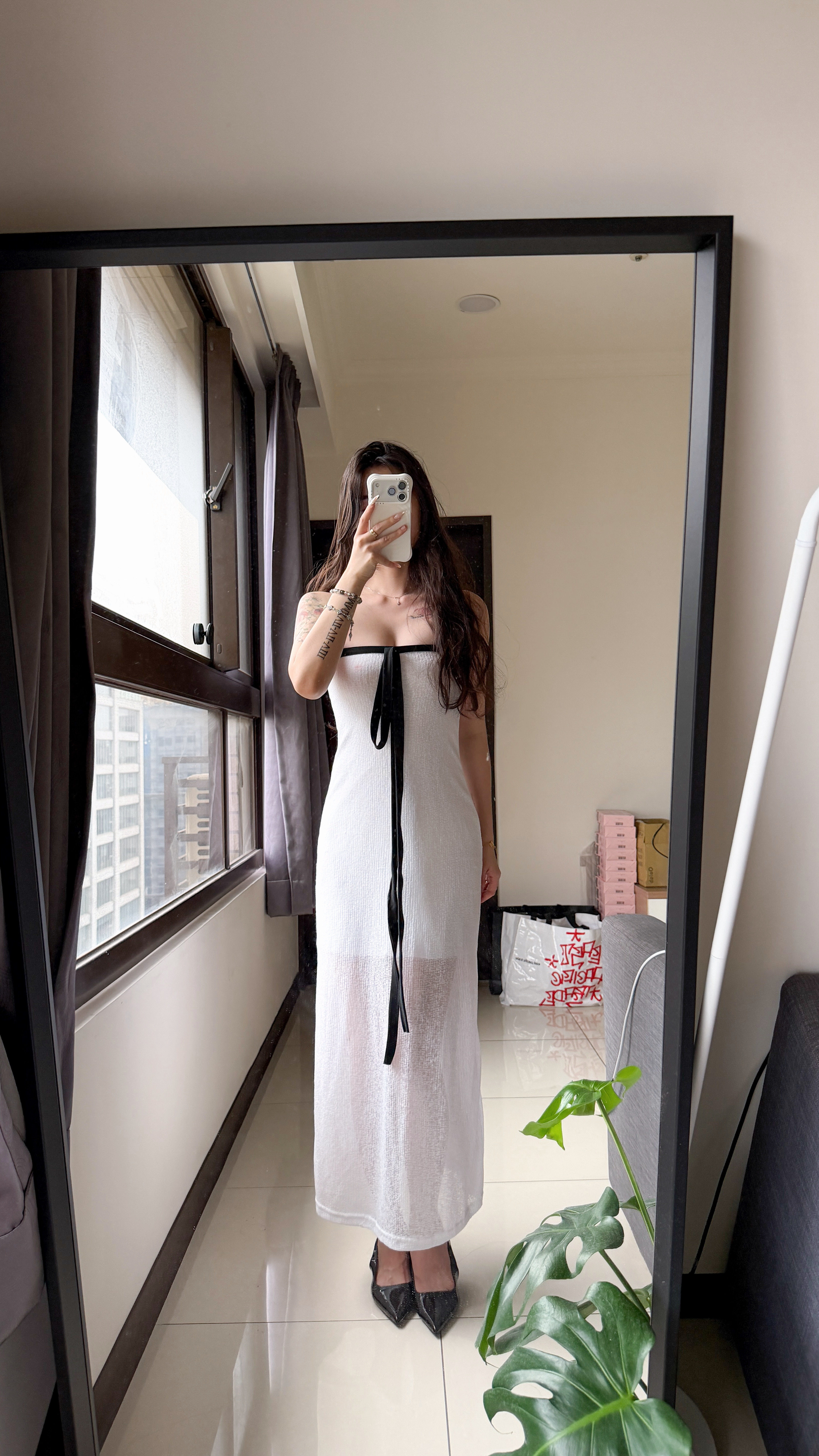 高級掛脖抹胸洋裝🖤