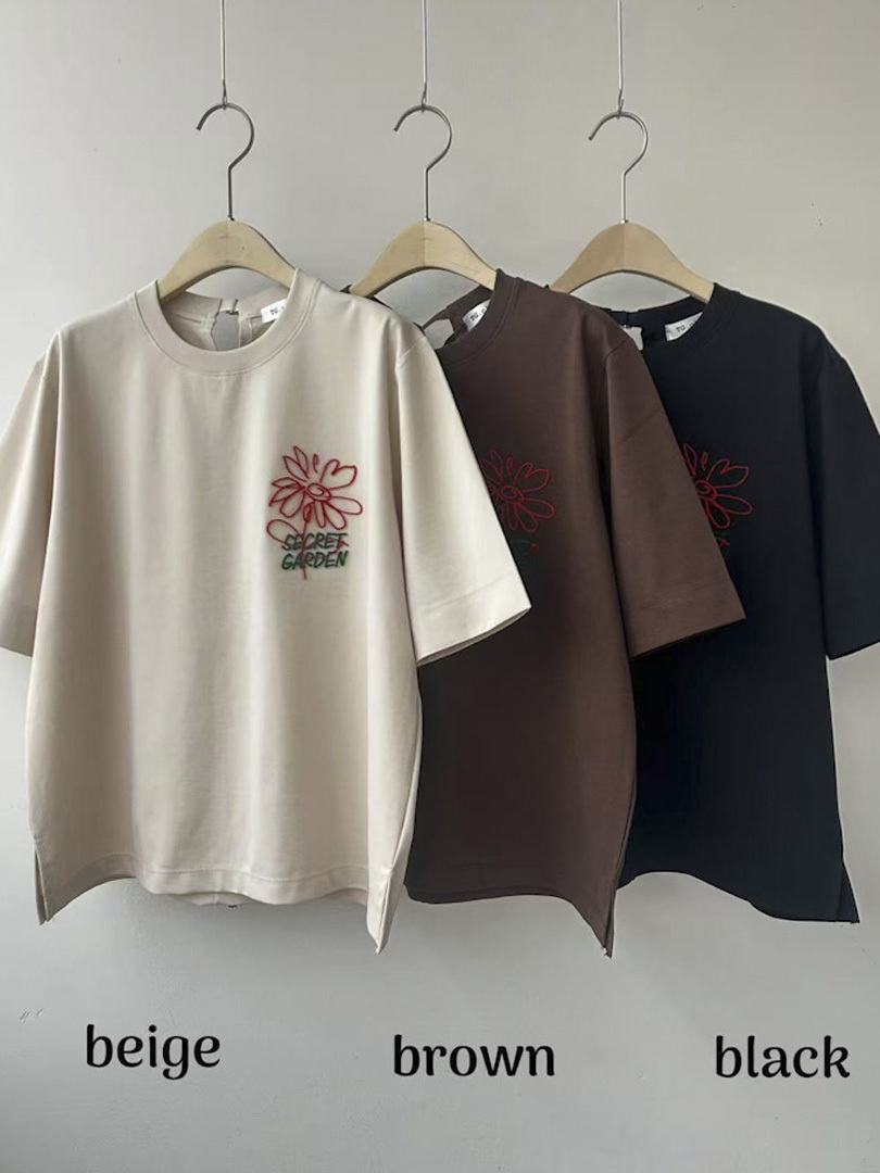 後綁帶設計小花刺繡寬版上衣