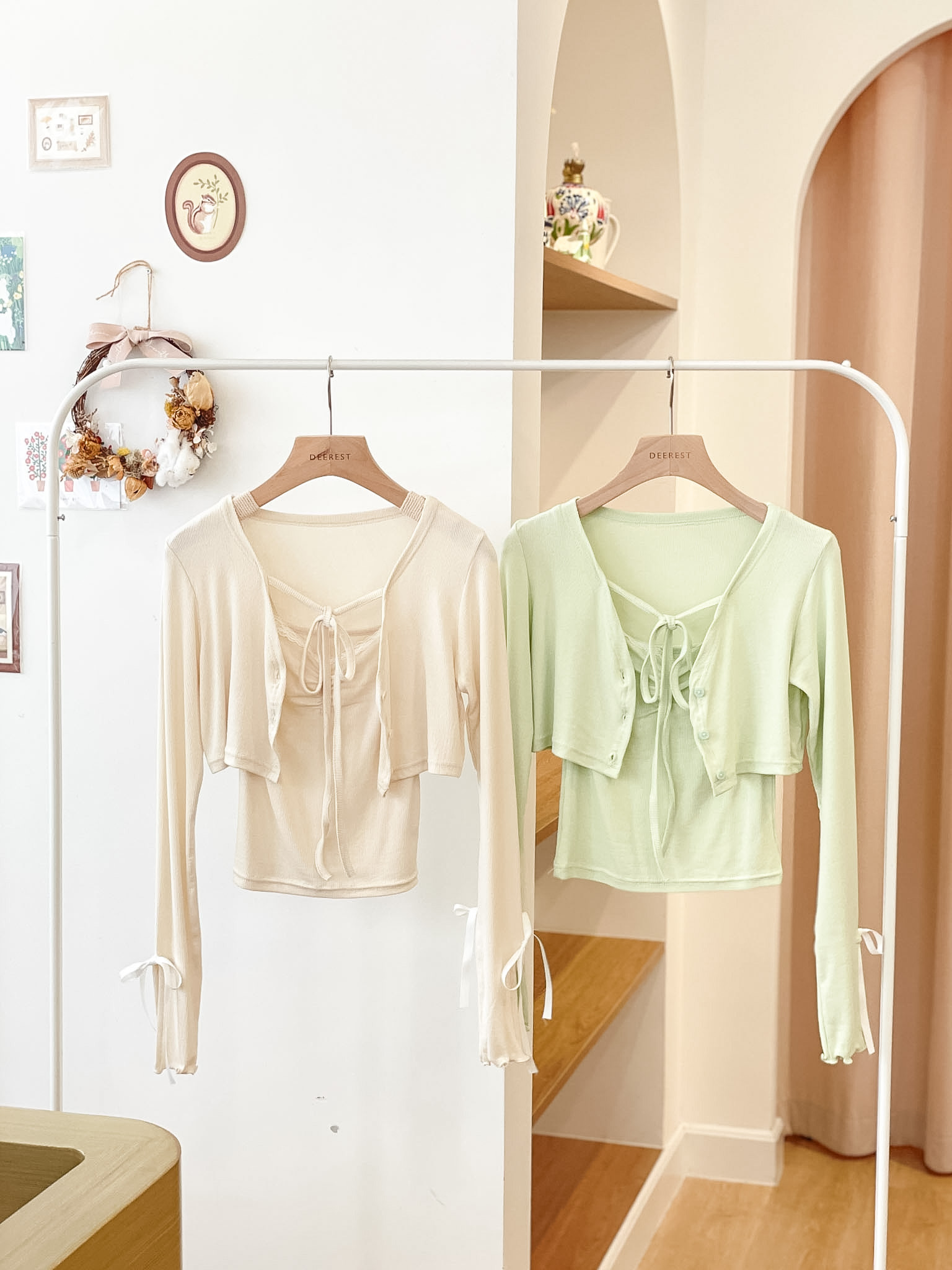 T1538 Twin-Light Layer Top Set