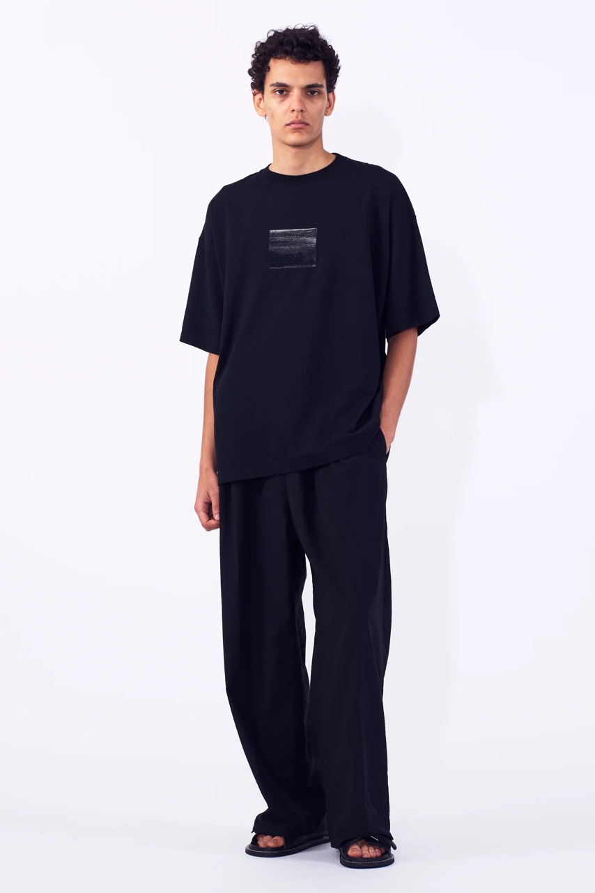 YOKE ABSTRACT EMBROITED T-SHIRT