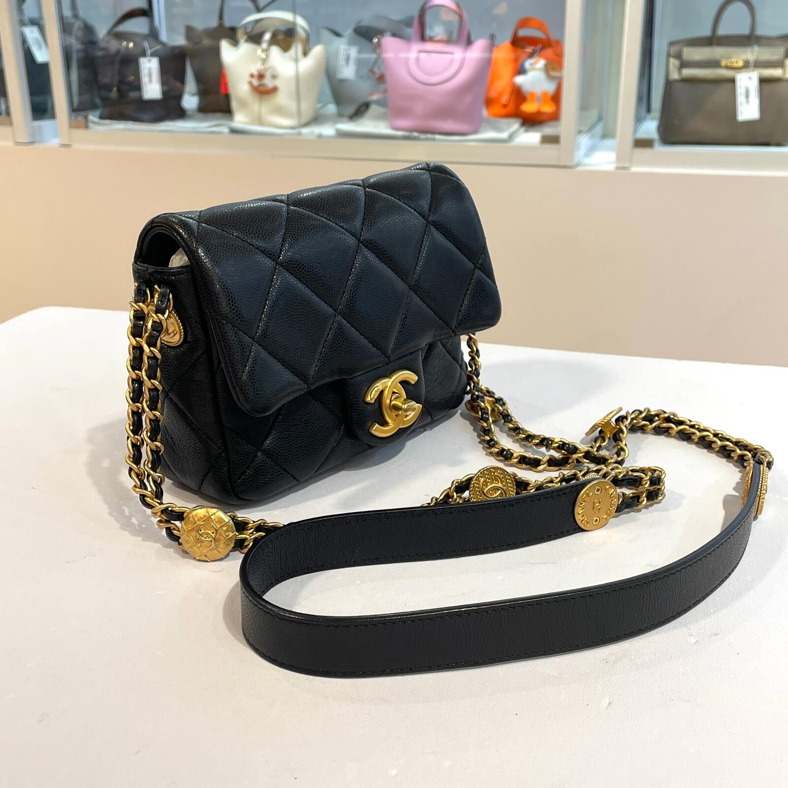 99%NEW二手 CHANEL MINI FLAP 17CM BAG AS3368 黑色荔枝皮金扣 @晶片款  #香榭站正品