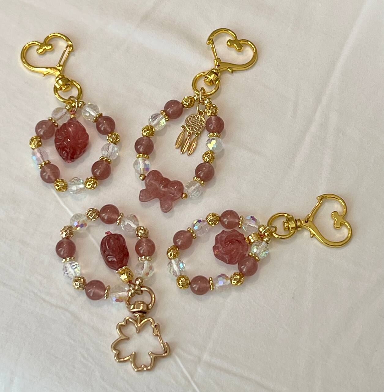 [S] GEMZ & CO ZBB RANDOM STRAWBERRY QUARTZ BAG CHARM, C72 (C72)