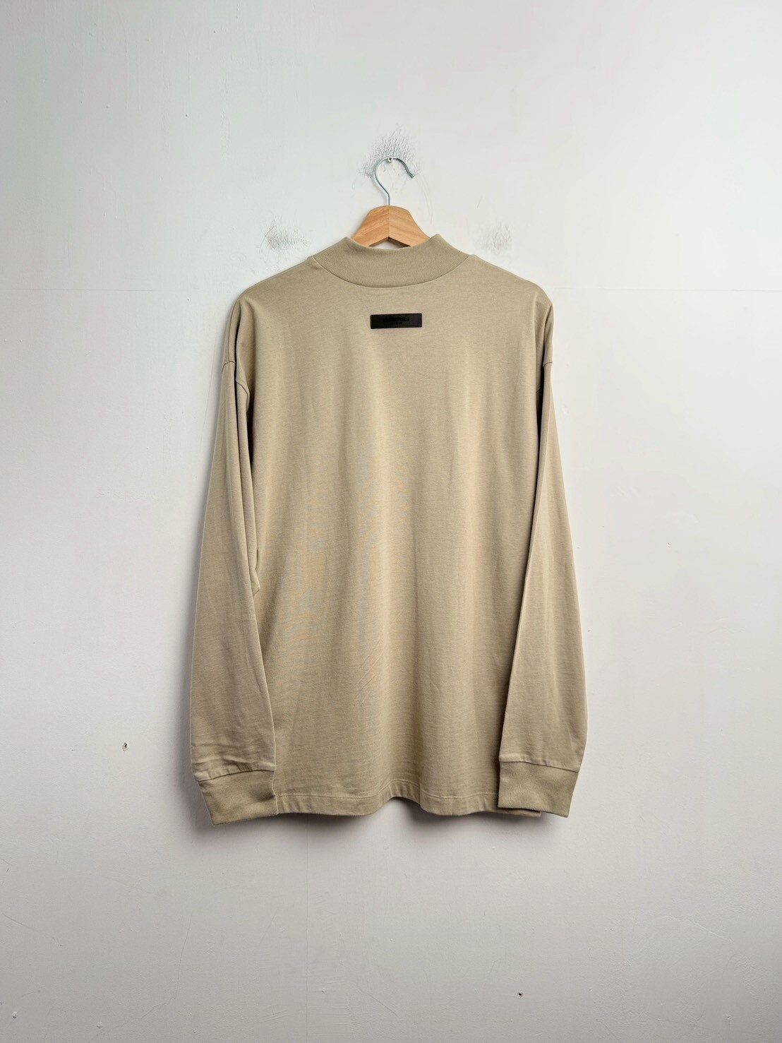 FEAR OF GOD ESSENTIALS Long Sleeve T-shirt Seal SIZE XS