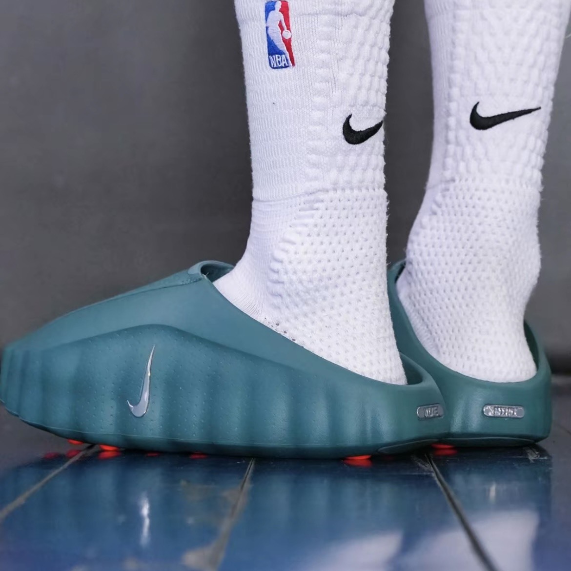 【代購】Nike Mind 001 ‘Mineral Slate’  包頭拖鞋｜舒適貼合｜男女同款｜綠色