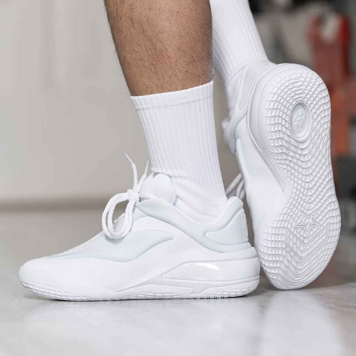 【代購】Converse SHAI 001  經典舒適籃球鞋｜白色