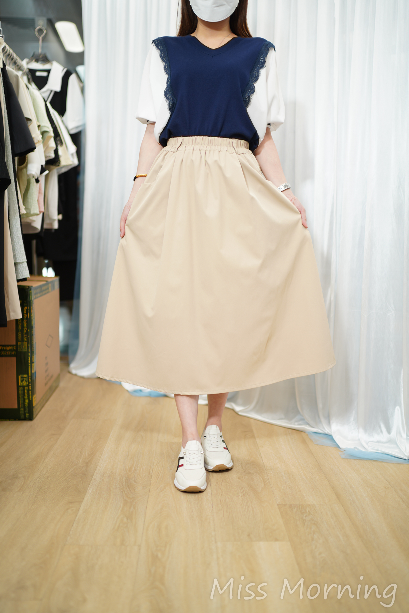 簡約時尚拼色款上衣(15188)