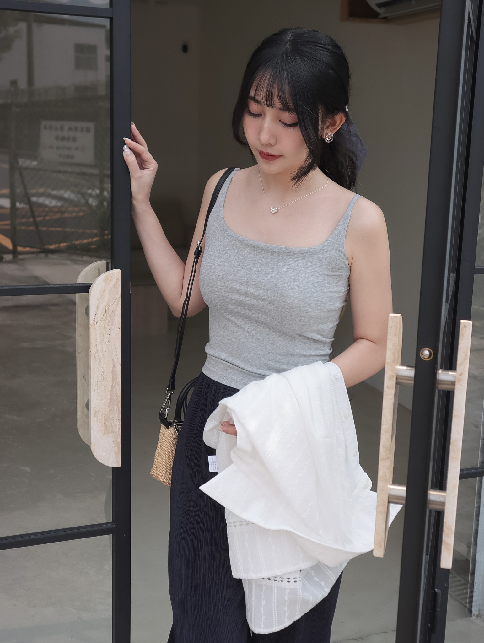 26C130 本期推薦! 副乳修飾接紗美背bra top (肩帶可調)
