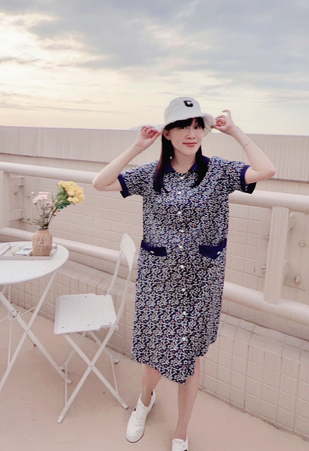 甜美小碎花🌸拼接牛仔風小A版剪裁修身洋裝Y6061