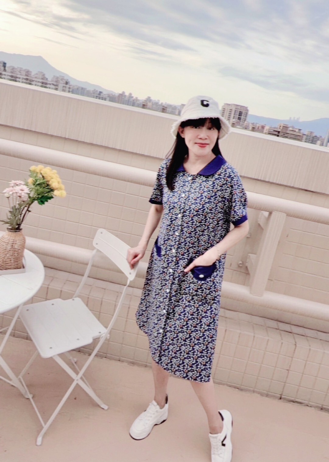 甜美小碎花🌸拼接牛仔風小A版剪裁修身洋裝Y6061