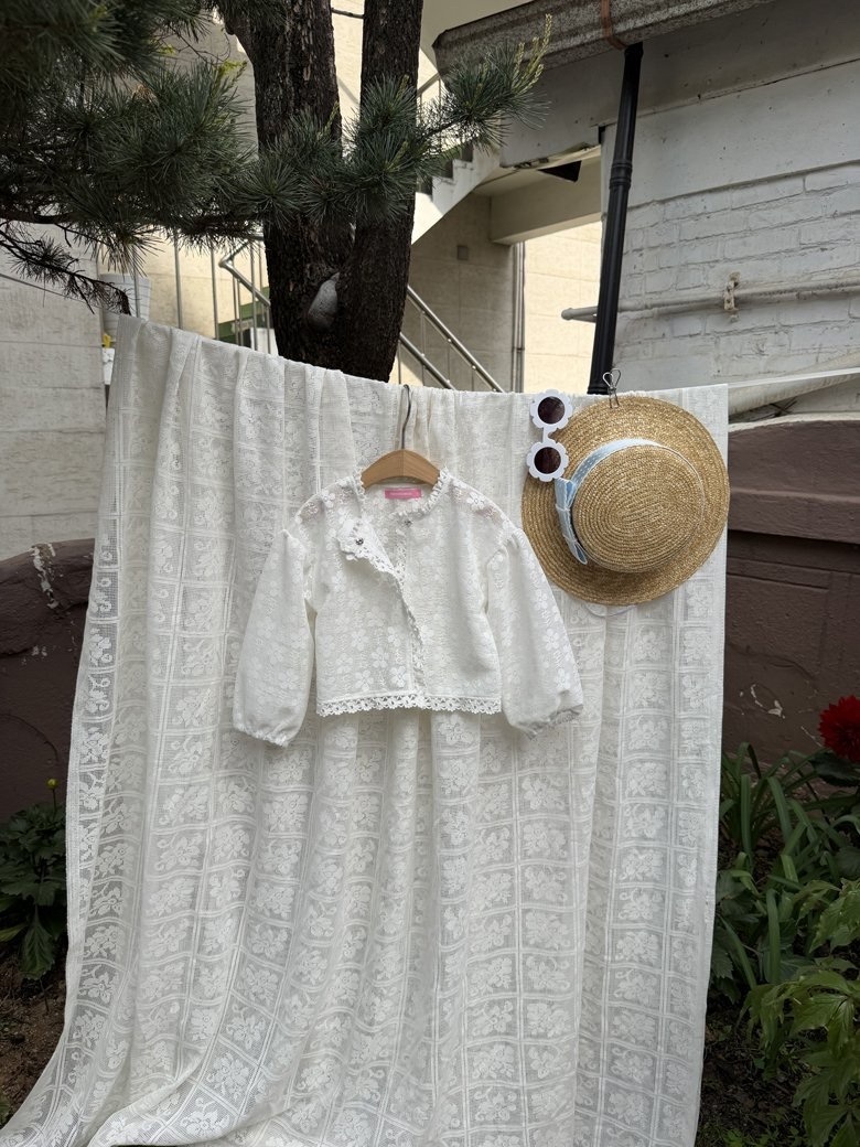 Chouchou Shasha Lace Cardigan