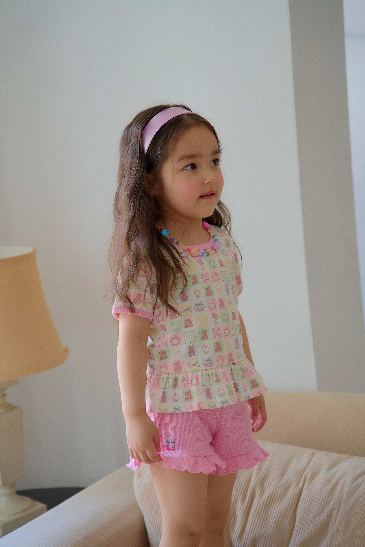 Chouchou Shasha Kitchen Pattern Cross Tee