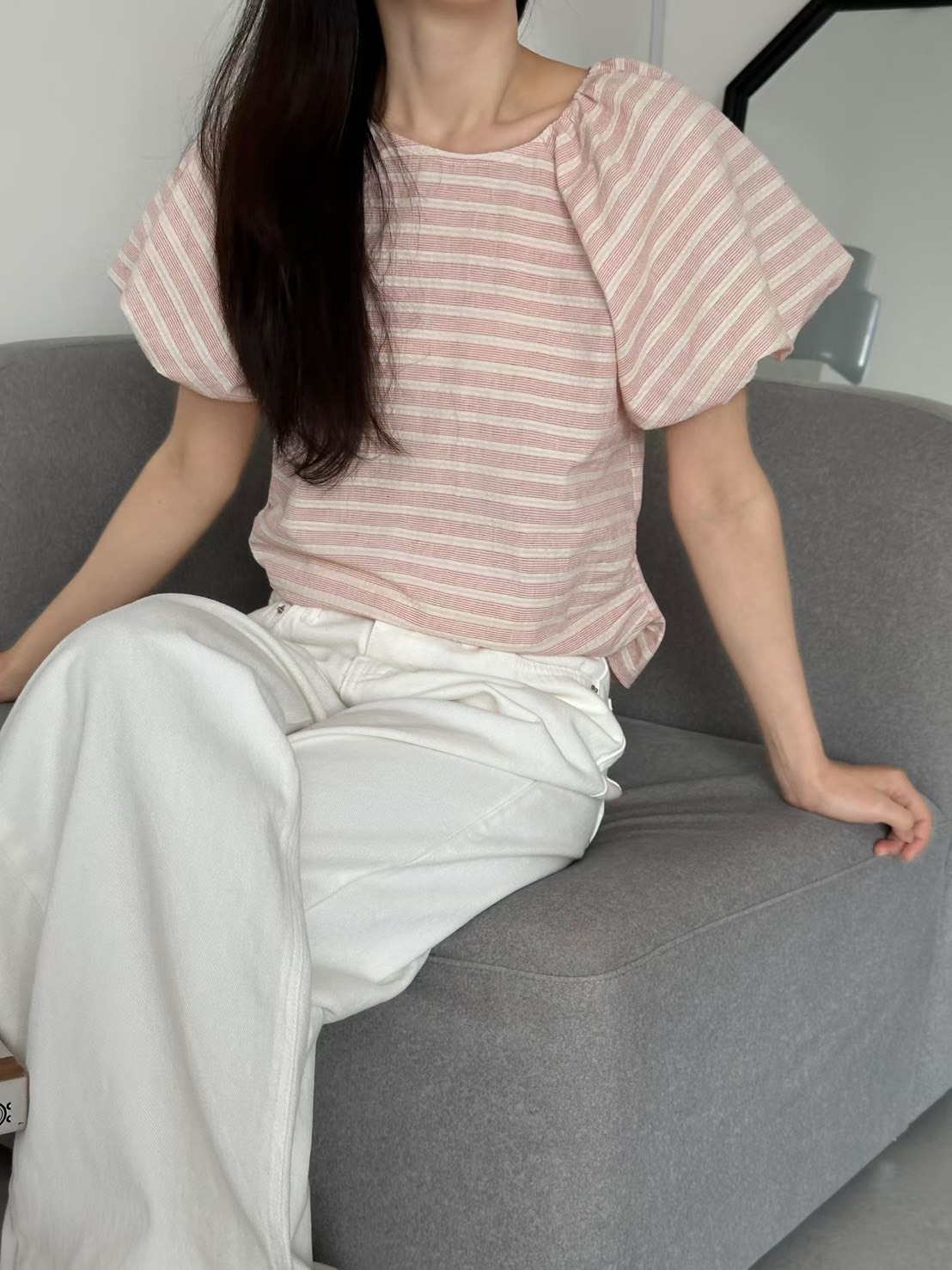 粉條紋蓬袖背綁帶上衣