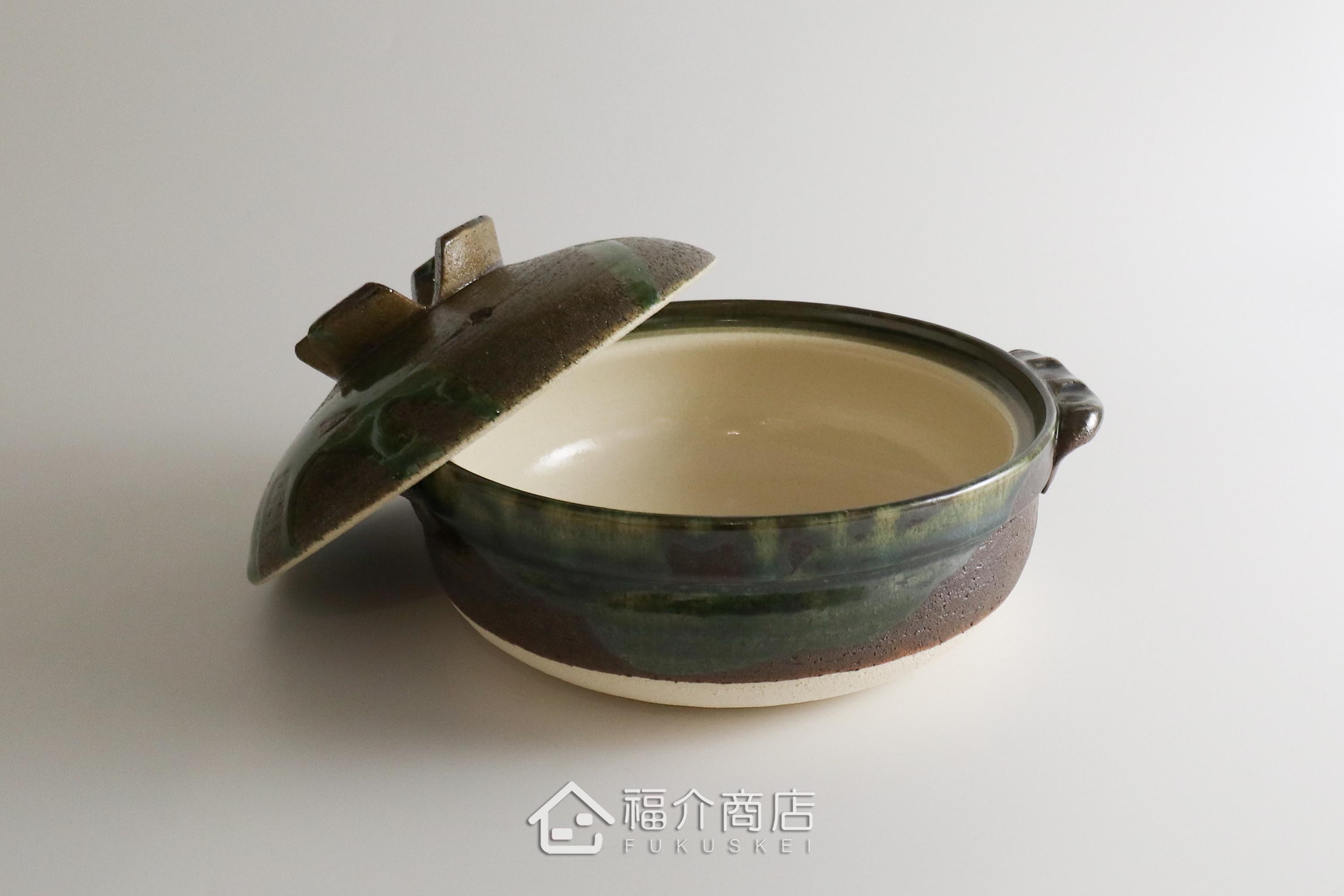 煮火鍋的日本陶鍋