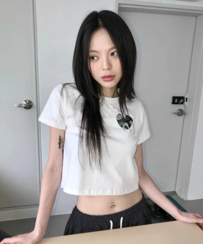 （現貨）韓牌 MUCENT CAVOO HEART 左胸 迷彩愛心 短T P0000BDV