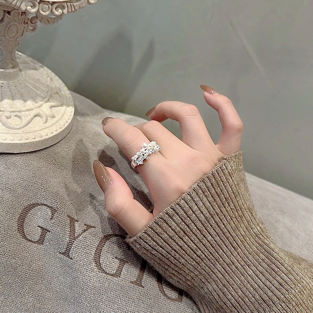 Gy”mellow白米灰珍珠交織星辰鑽寬戒