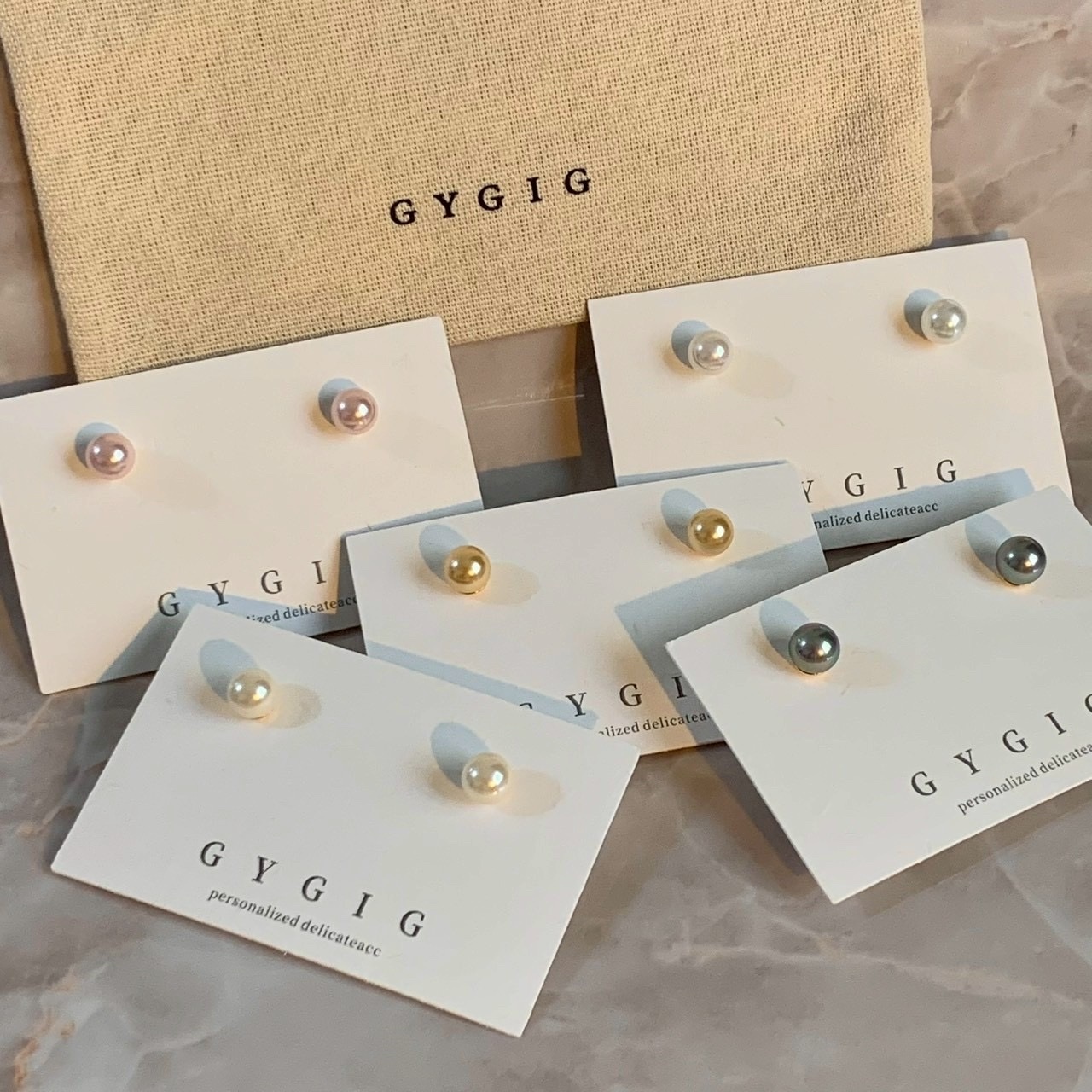 Gy”經典緞光小珍珠五色耳釘