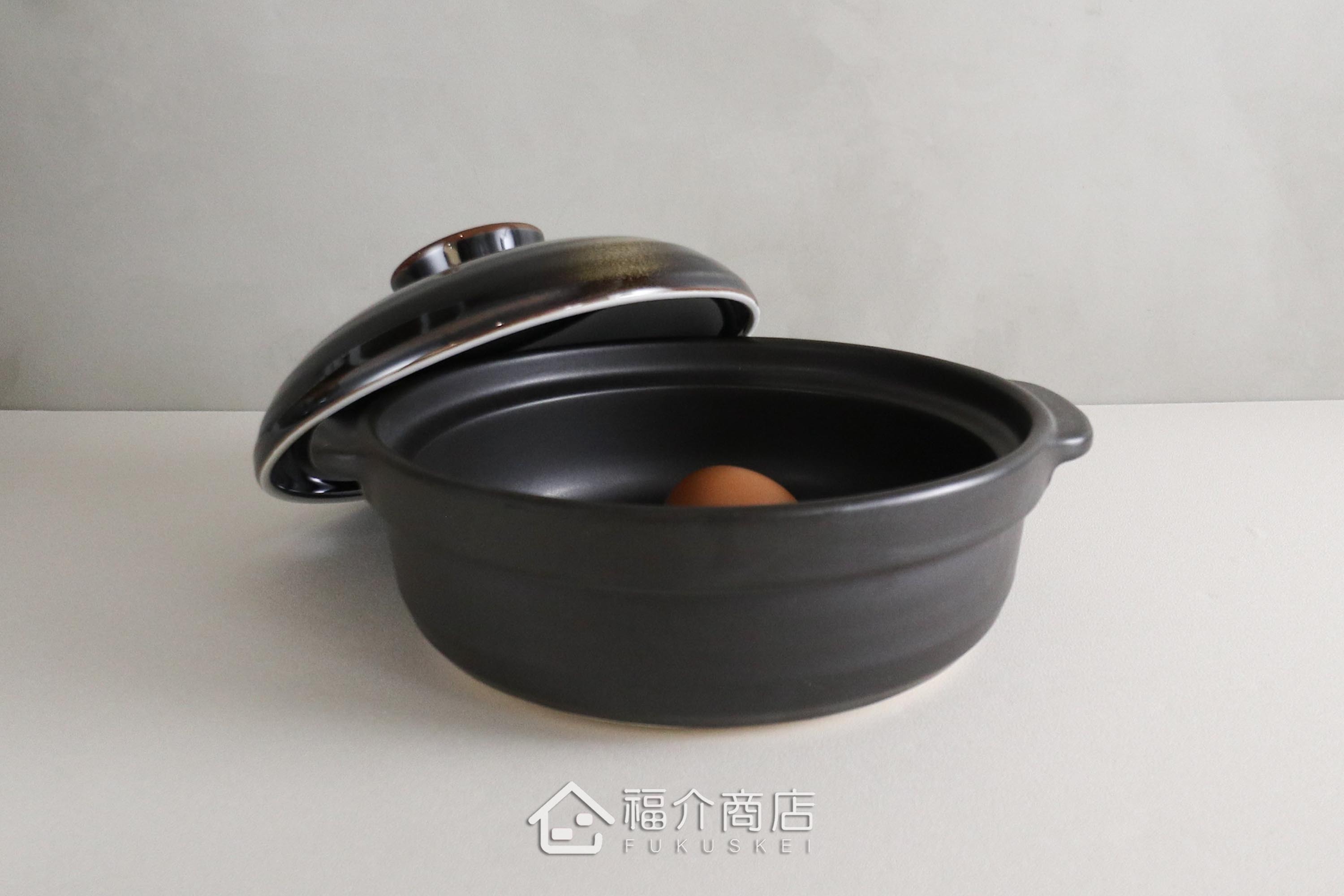 煮火鍋的日本陶鍋