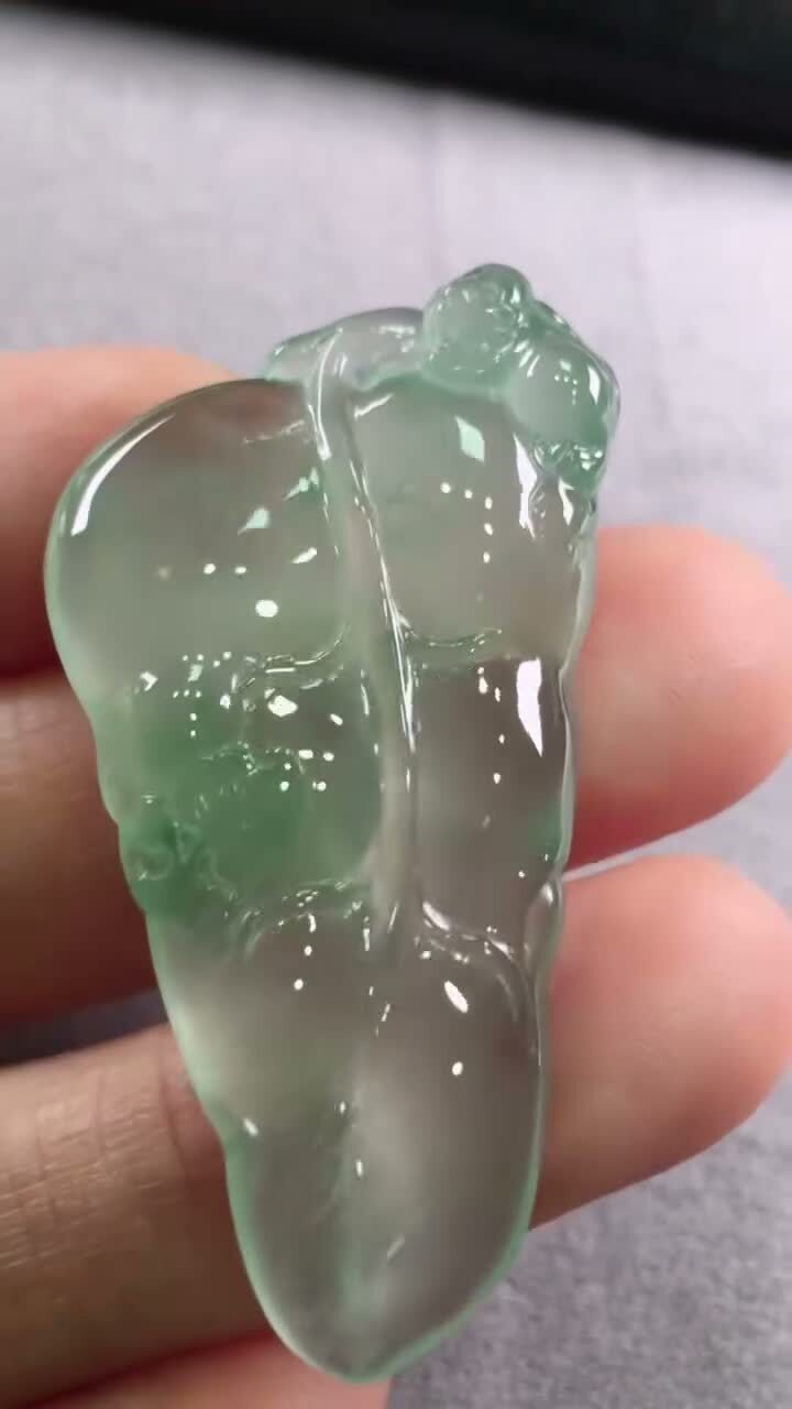 418325 翡翠大業有成