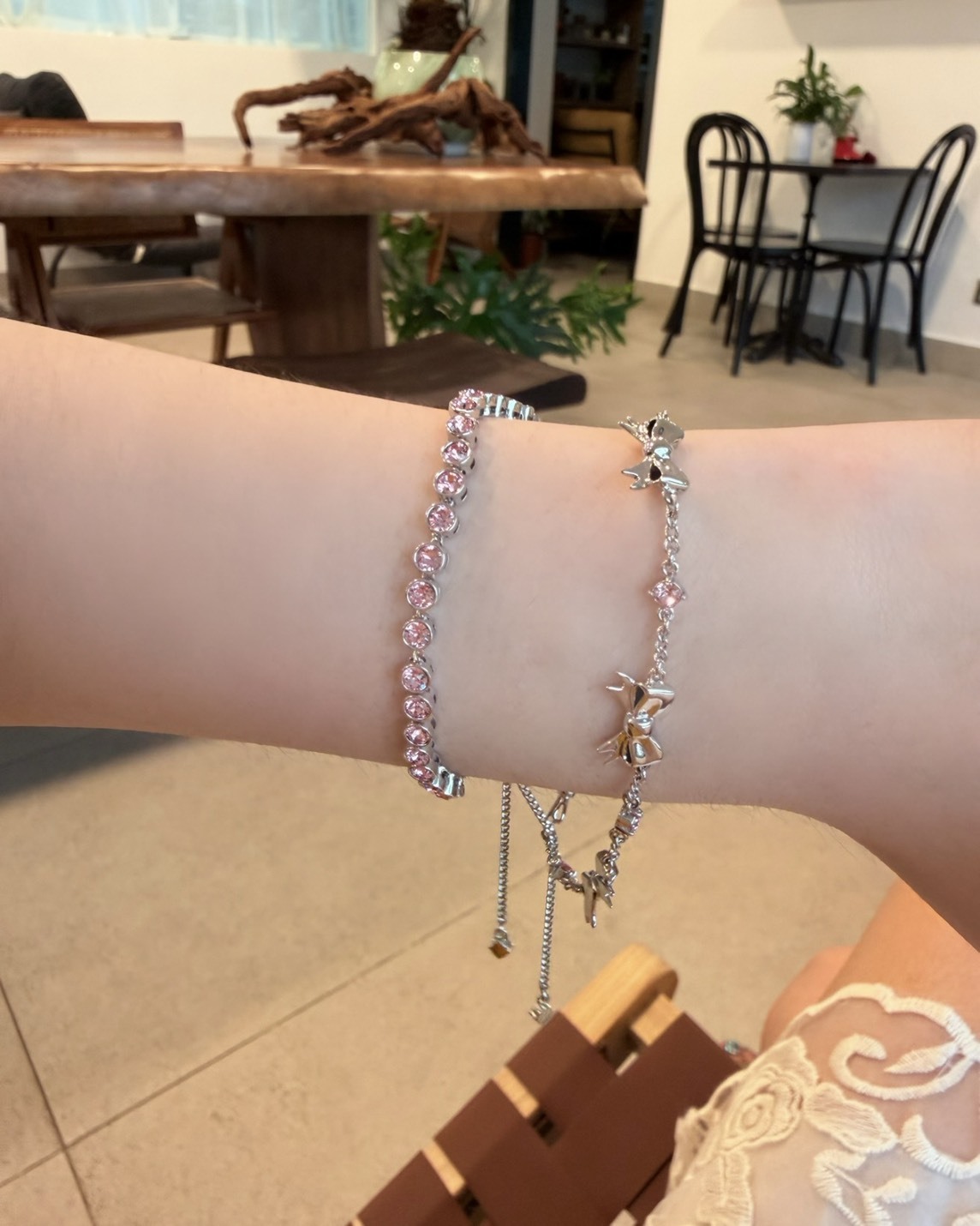 【預購】CHARLES & KEITH 蝴蝶結手鍊 銀色 CK512120470