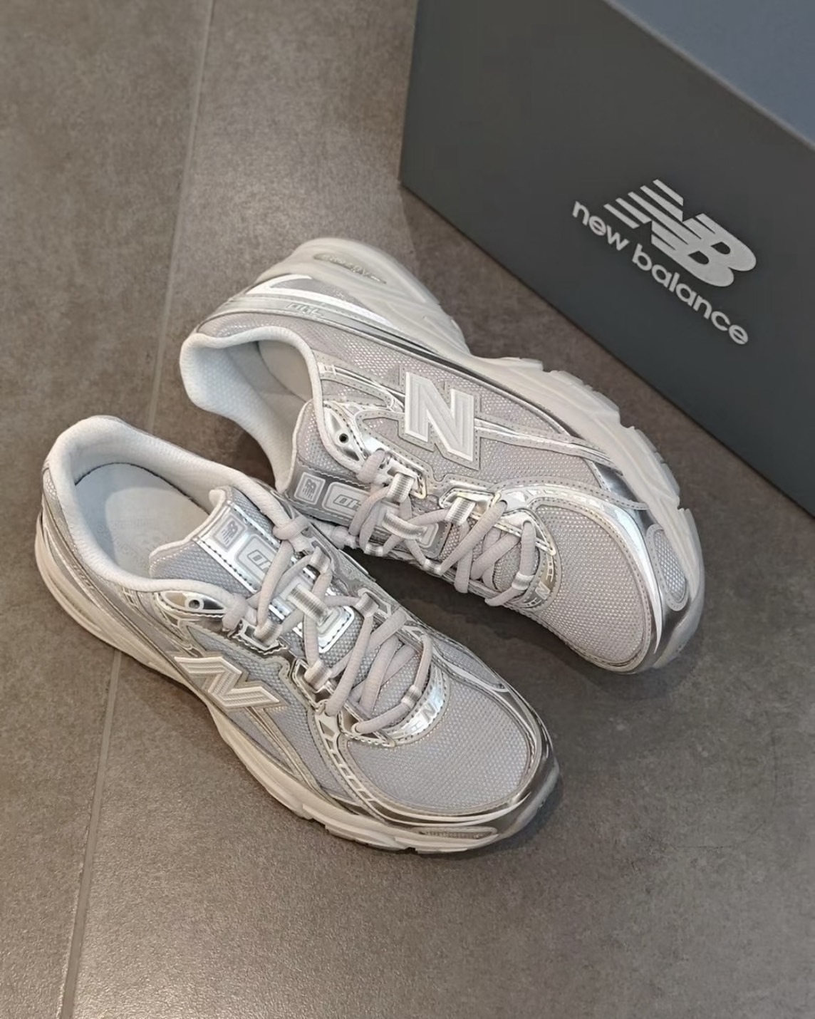 New Balance NB740 復古 透氣 網布 老爹鞋 銀白