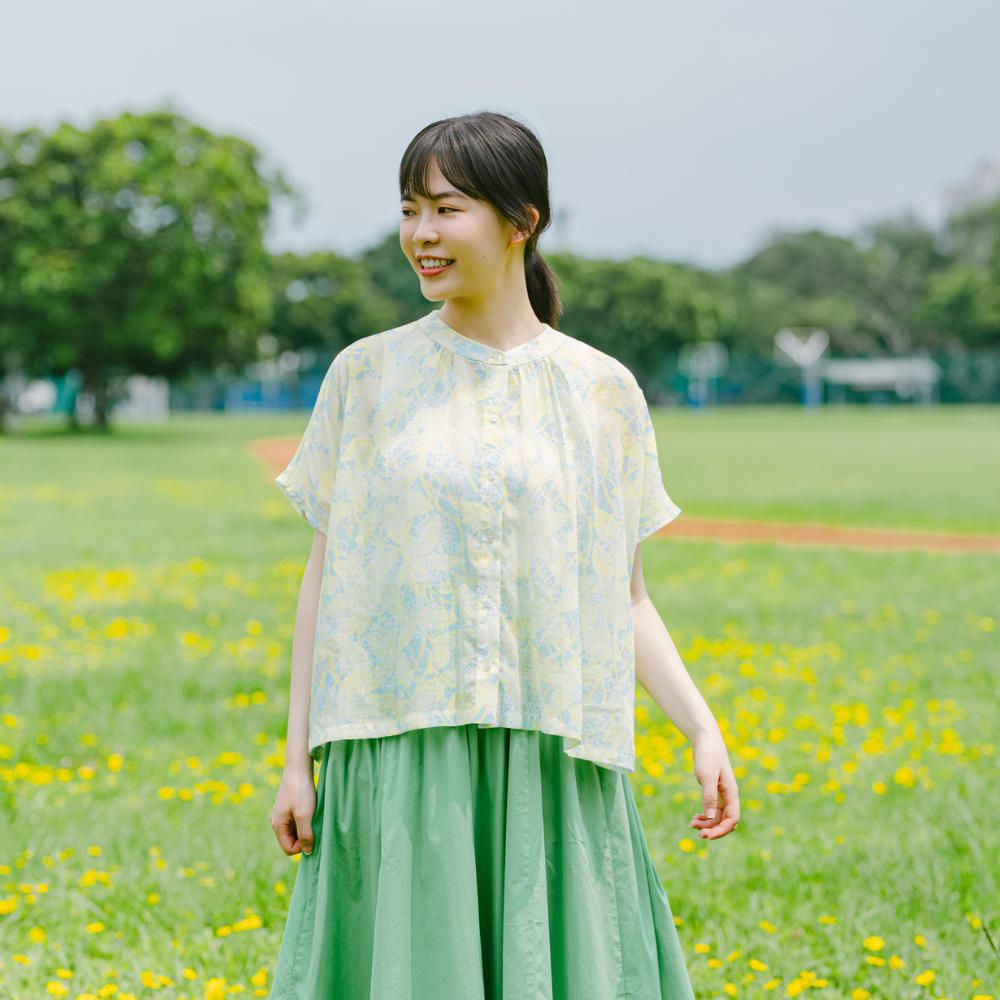 印花樂透膚寬版上衣/台灣原生樹/流蘇樹
