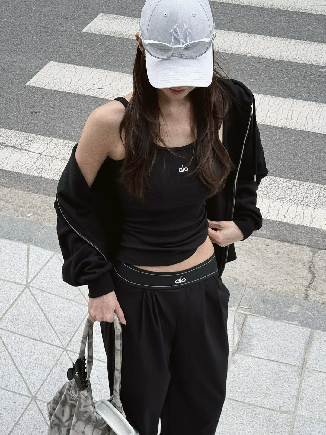 alo Ribbed Prosper Tank 羅紋背心 小LOGO 寧寧 寧藝卓同款 / 預購