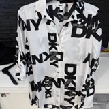 [S] DKNY WHITE/BLACK LOGO LONGSLEEVE SHIRT, P5RM7CHD-WHB (SD1892)