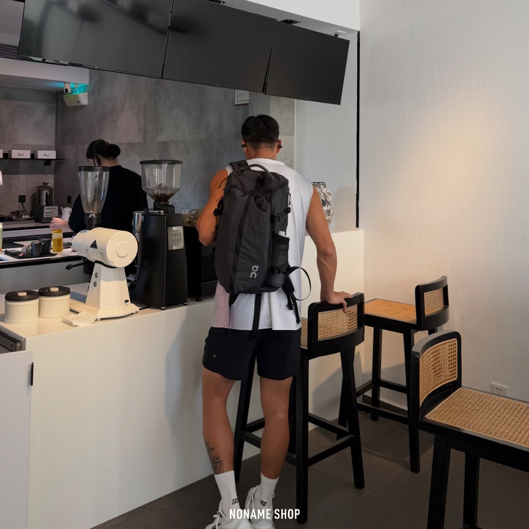 ON 昂跑 SPEED PACK 18L LITE 拉鍊開合 大容量 運動 後背包 兩色