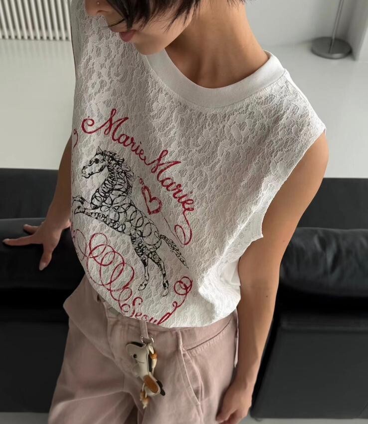 ME69 胸42 長23 $389 (一口價)
