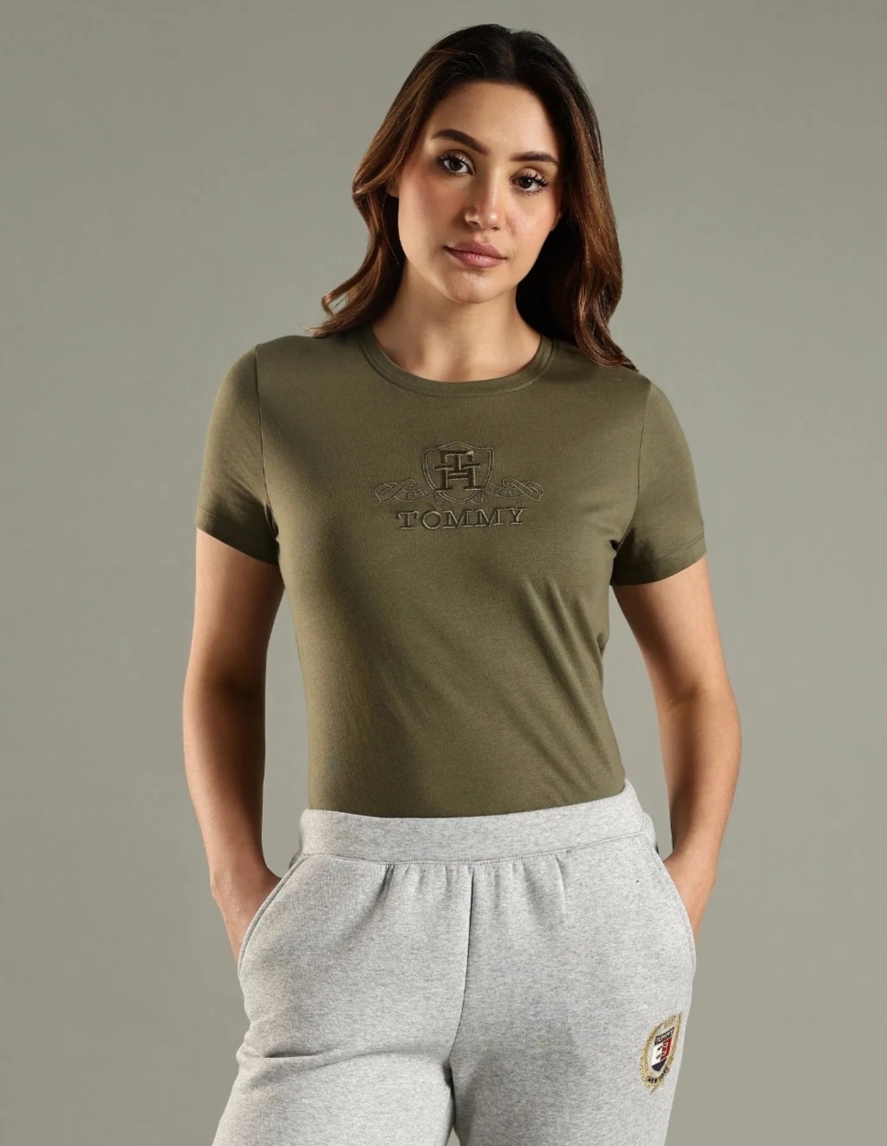 Tommy Hilfiger 女裝同色繡字Tee F1
