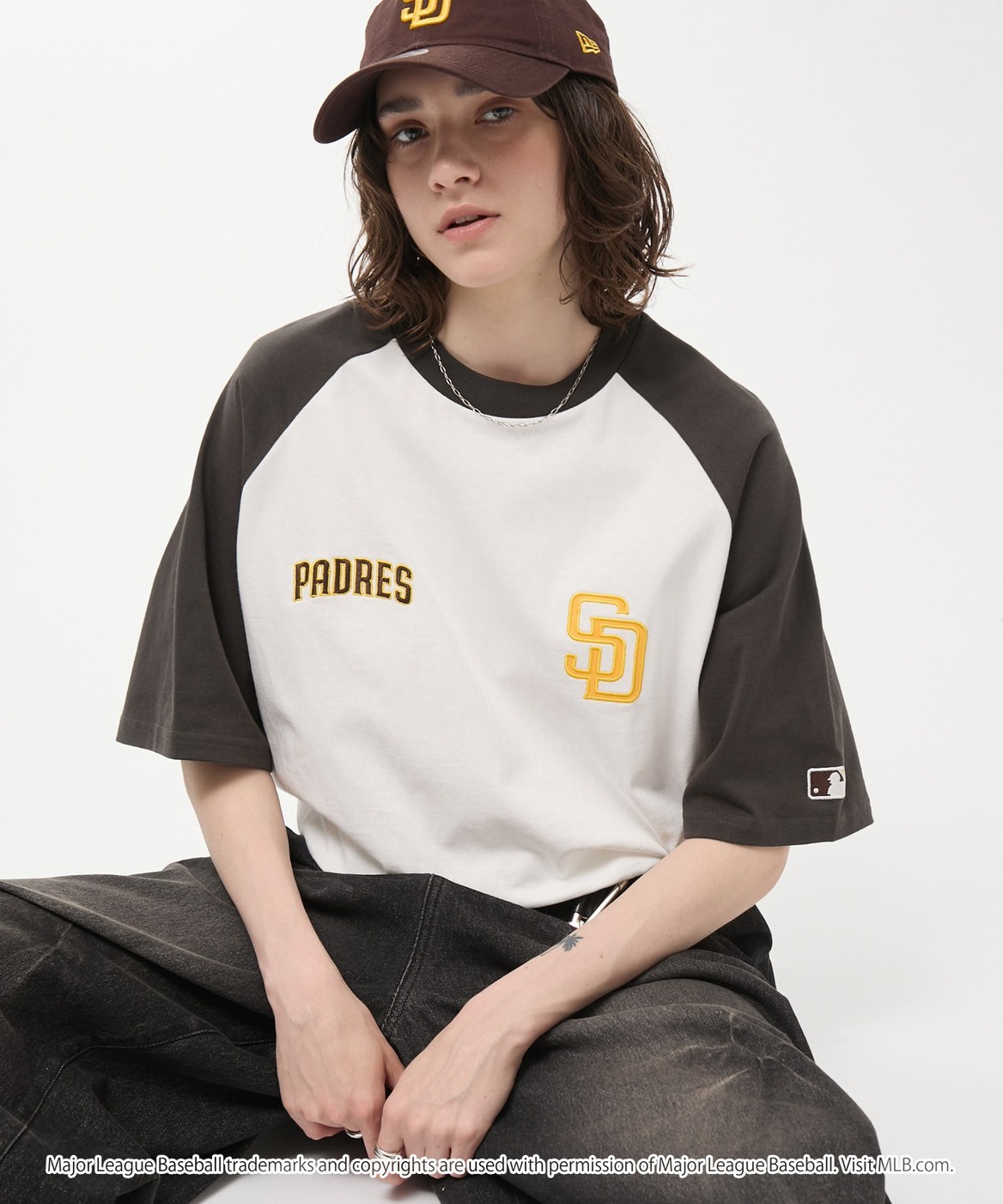 <超扯降價>日本限定 MLB 美國 職棒 大聯盟 訂製 刺繡貼片 寬鬆 圓領 短袖 5色