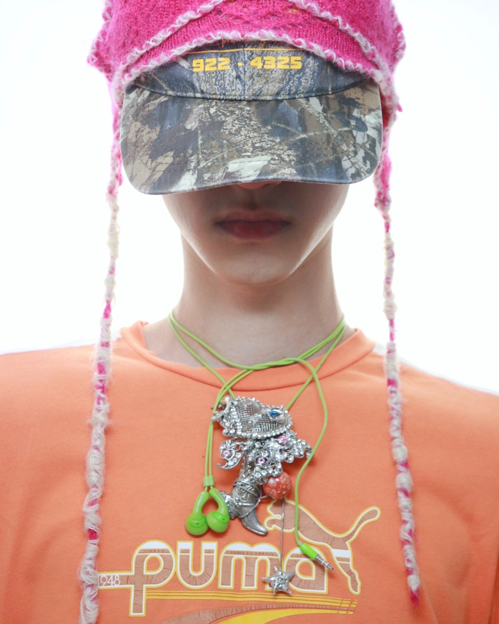 Schoo1Baggy 奇幻靴子項鍊