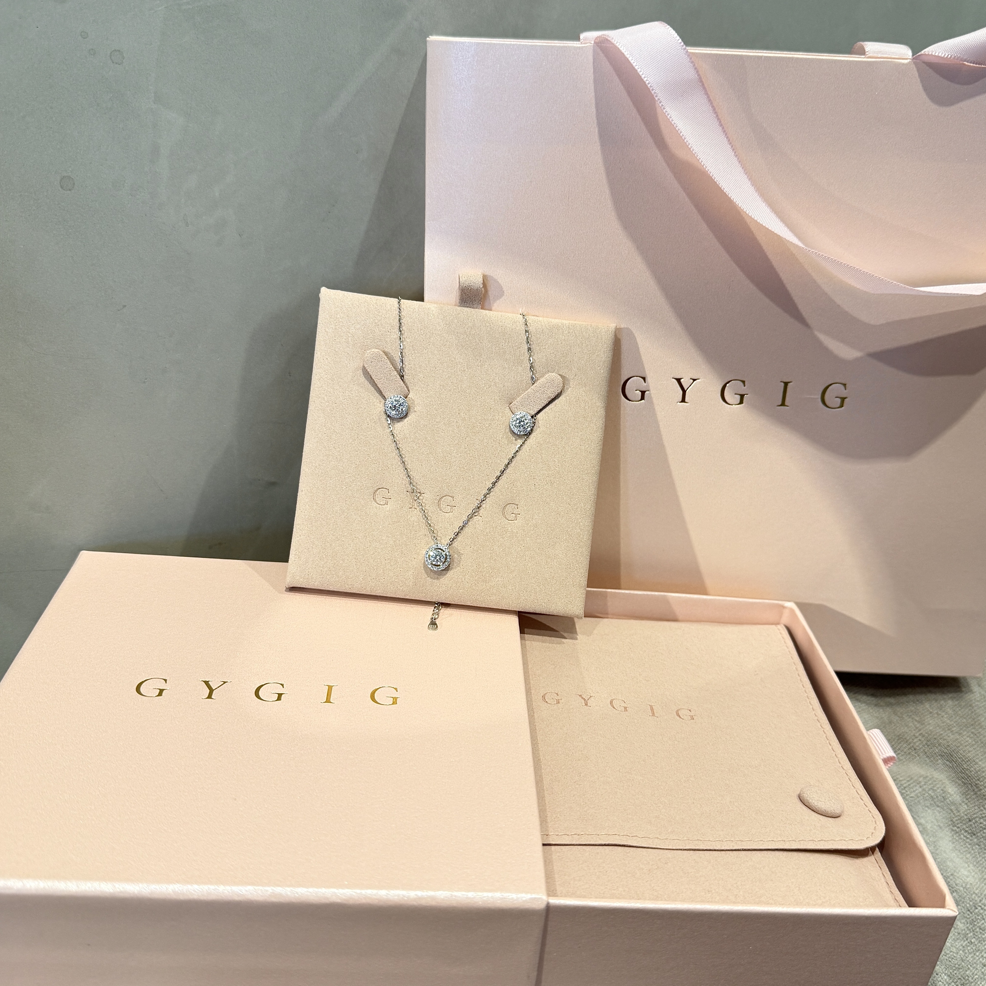｜Gy｛母親節限定禮盒｝白金圓鑽0.5ct高奢華培育鑽”耳釘/項鍊獨家定製｜
